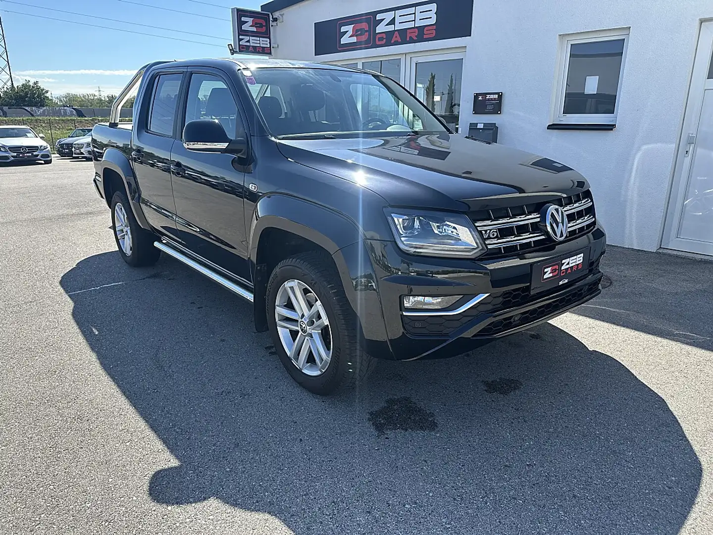 Volkswagen Amarok DoubleCab Highline 3,0 TDI 4Motion Aut. Schwarz - 1