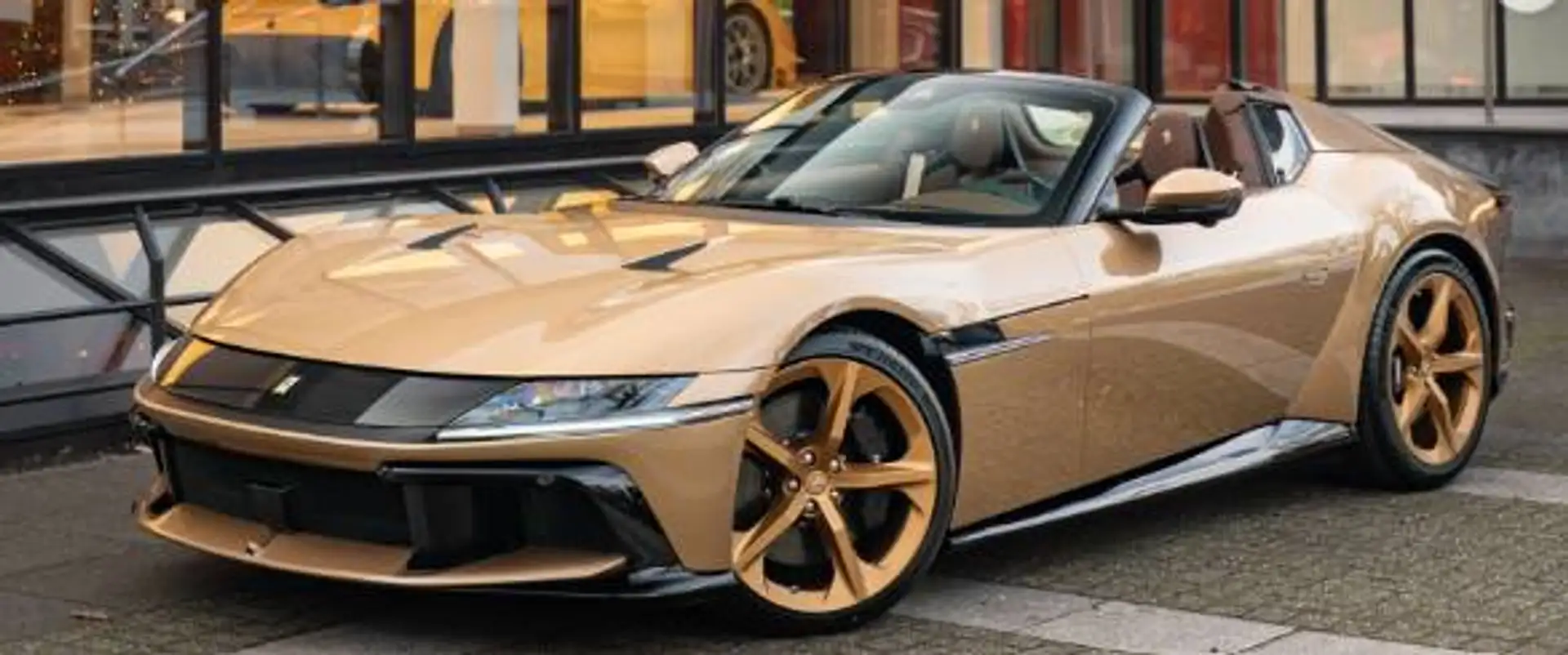 Ferrari 12 Cilindri Spider Tailor Made Gold - 1