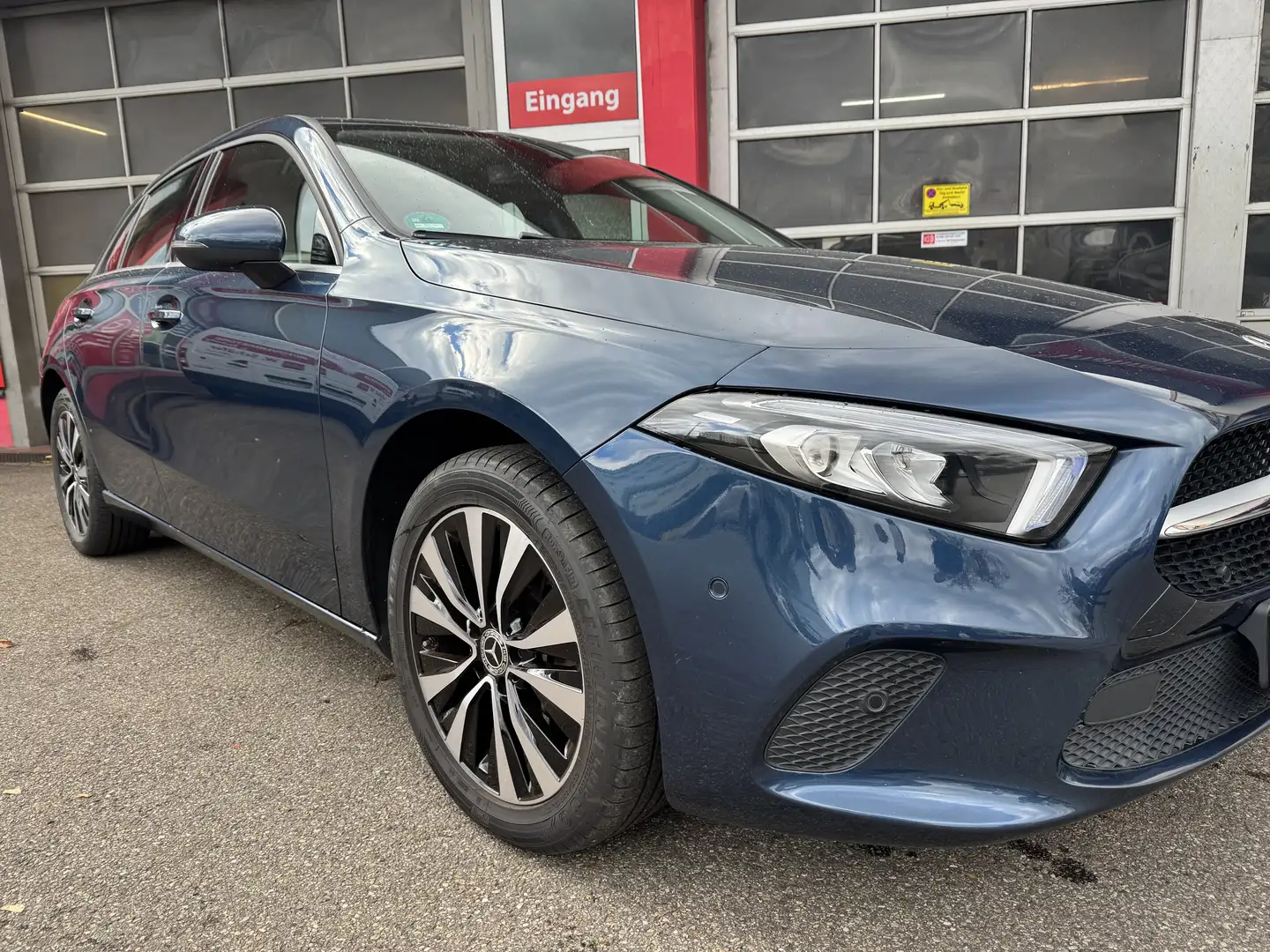 Mercedes-Benz A 250 A-Klasse Plugin Hybrid e 8G-DCT Advanced Progress - 1