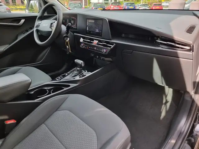 Kia Niro view 27