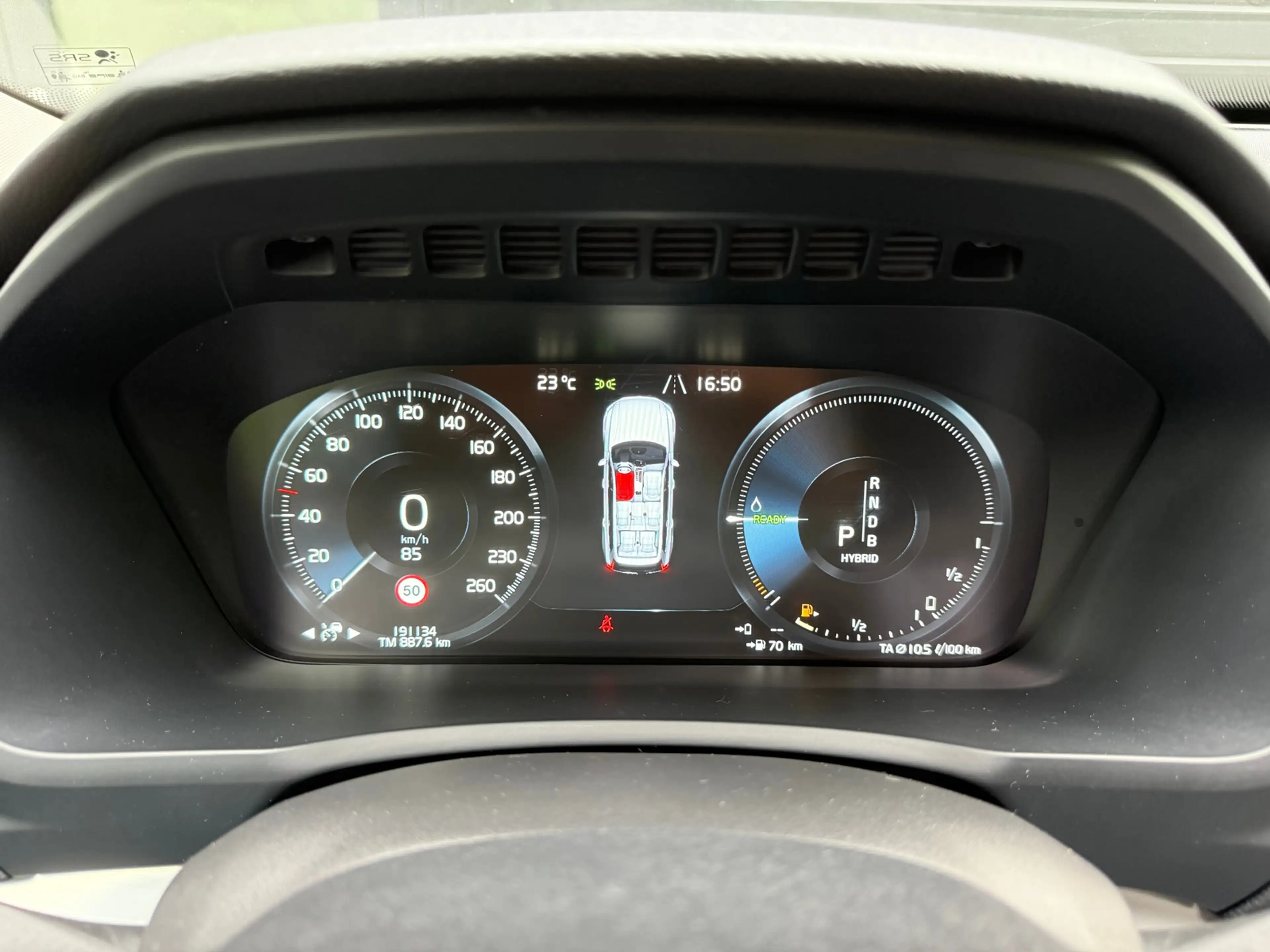 Volvo XC90 2.0 T8 Twin Engine AWD Momentum — photo 7