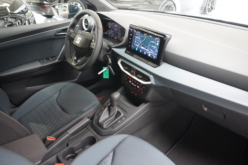 SEAT Arona Style1.0 TSI DSG*NEUES MODELL*NAVI*ACC*AHK — photo 10