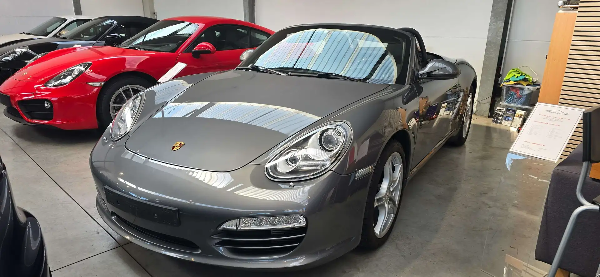 Porsche Boxster 987 phase 2 2.9i PDK Gris - 1