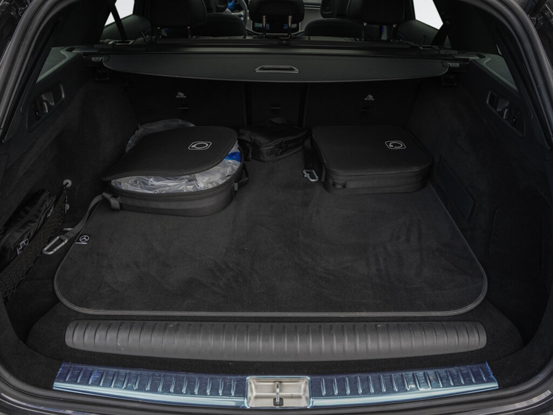 Mercedes-Benz E 300 E 300 e T EDITION AMG-LINE PANO MASSAGE AHK NIGHT — photo 4
