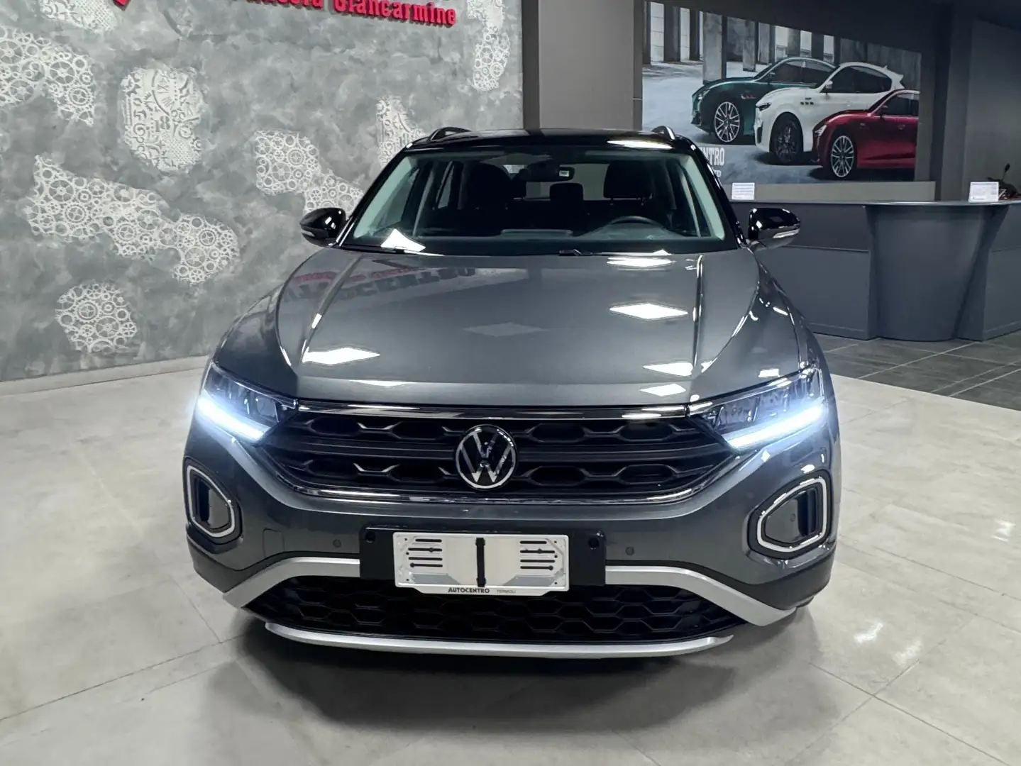 Volkswagen T-Roc T ROC 2.0 TDI STYLE 115CV MT6 MY2023 Grigio - 2