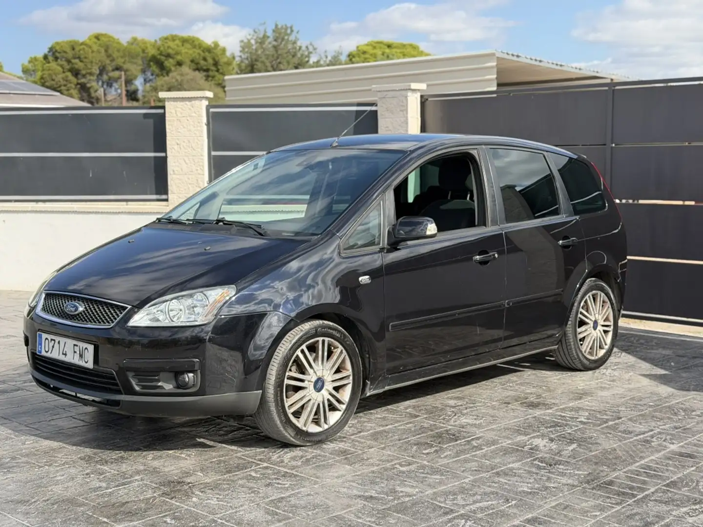 Ford C-Max 1.8TDCI Trend Zwart - 2