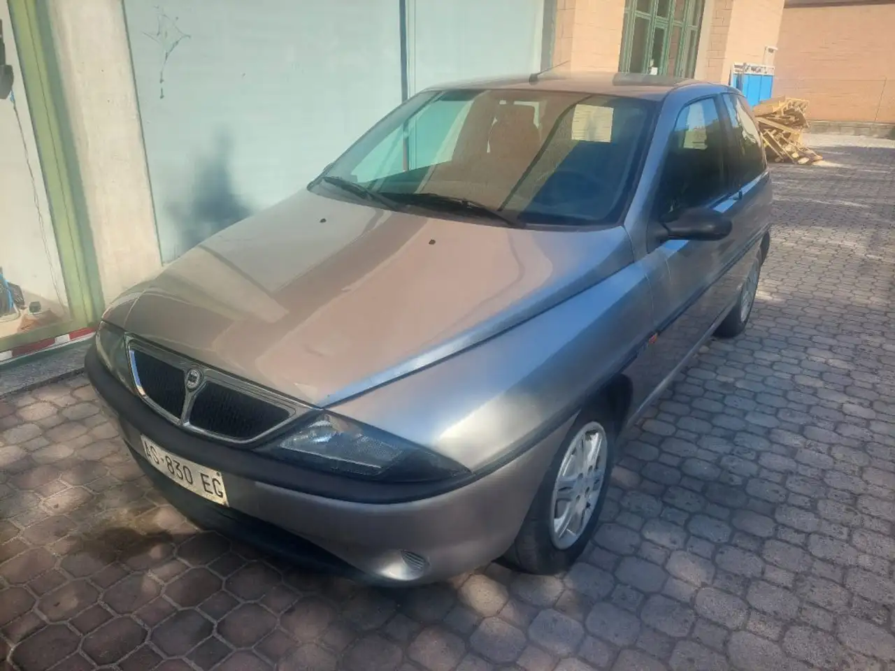 Lancia Y 1.2i cat LE, foto 2