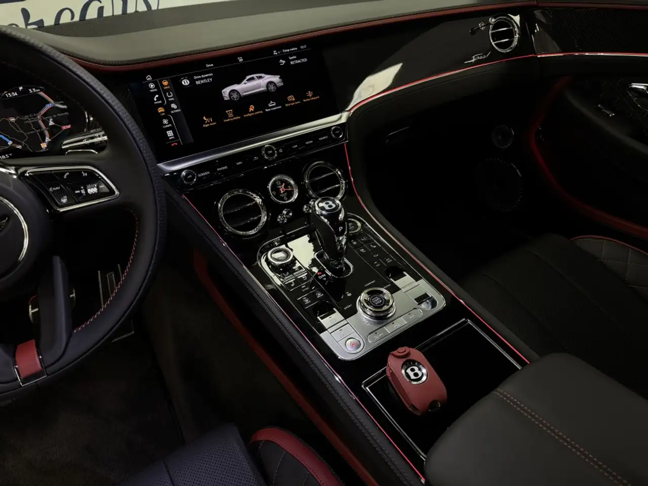 Bentley Continental GT 2023 — фото 15