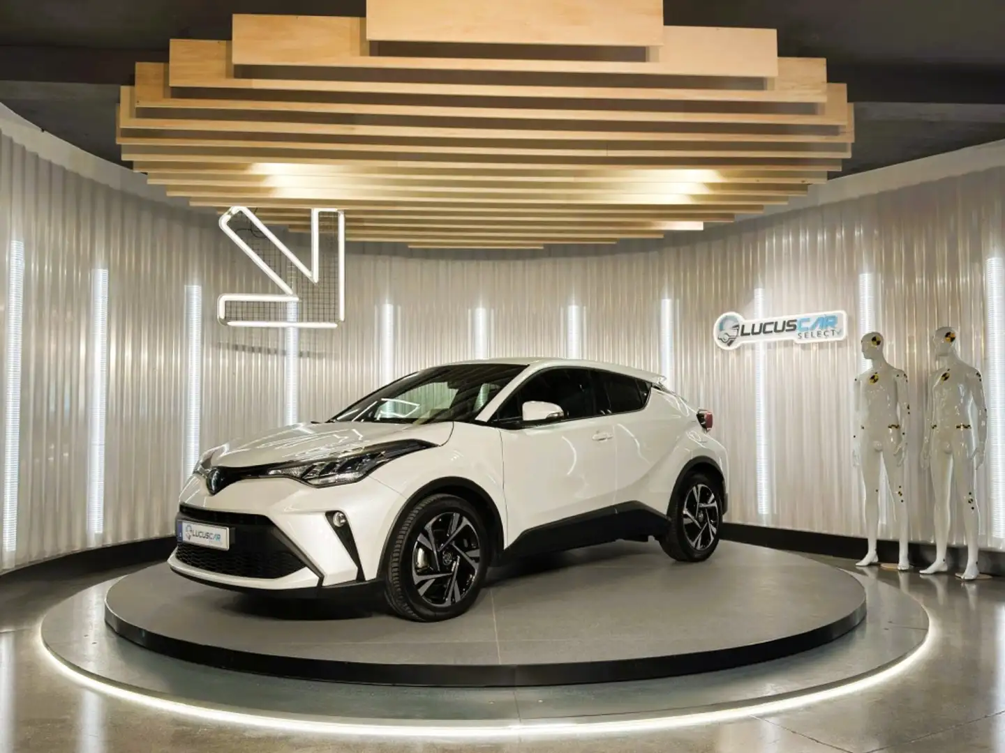 Toyota C-HR 180H Advance Wit - 1