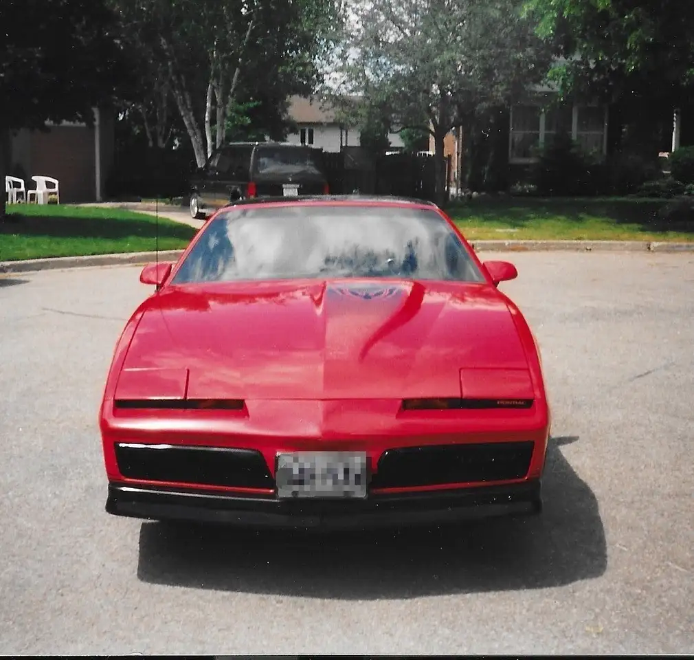 Pontiac Firebird снимка Pontiac Firebird