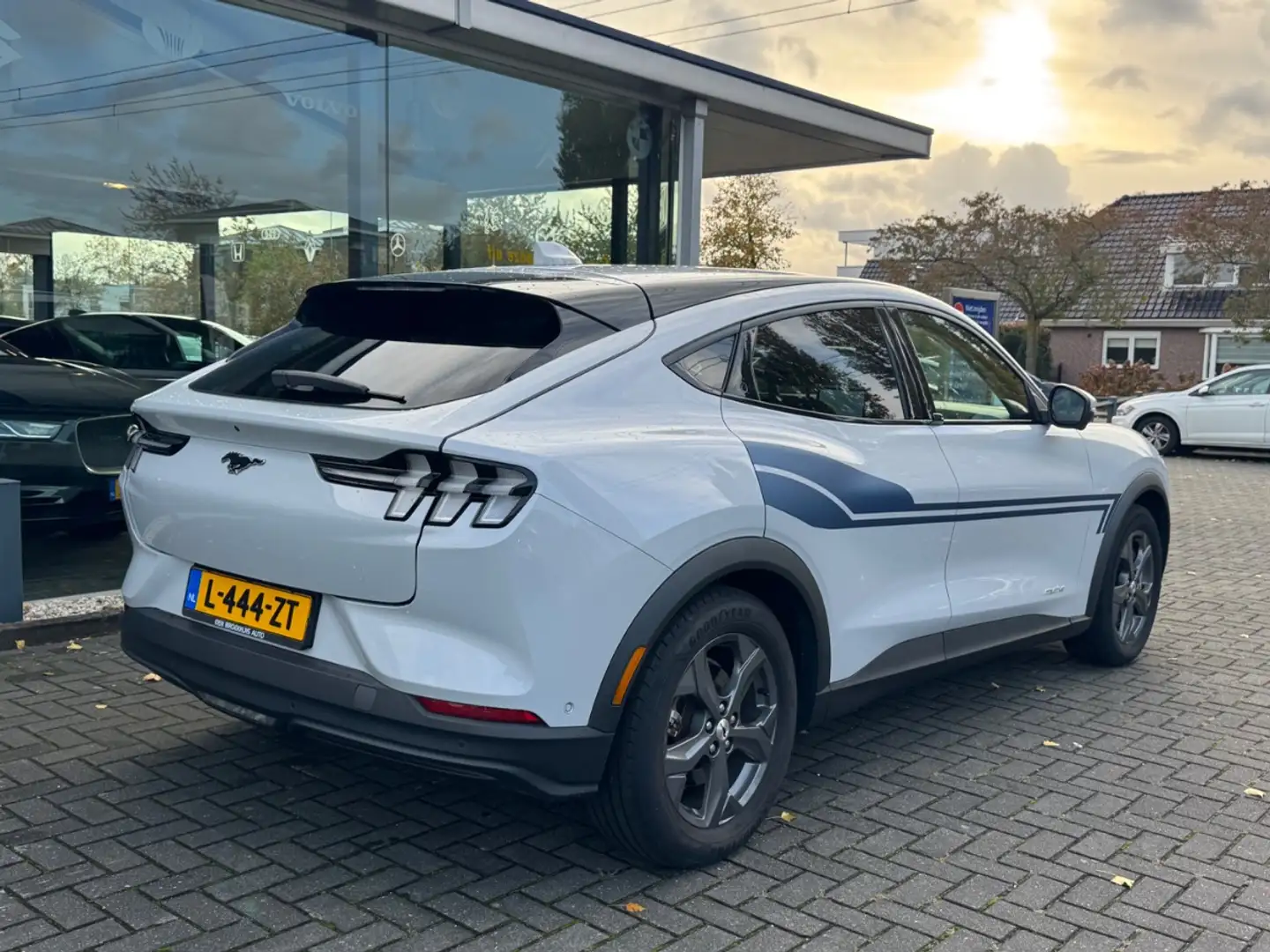 Ford Mustang Mach-E RWD 75kWh | SOH 91% | Leer | Navi | Camera Wit - 2