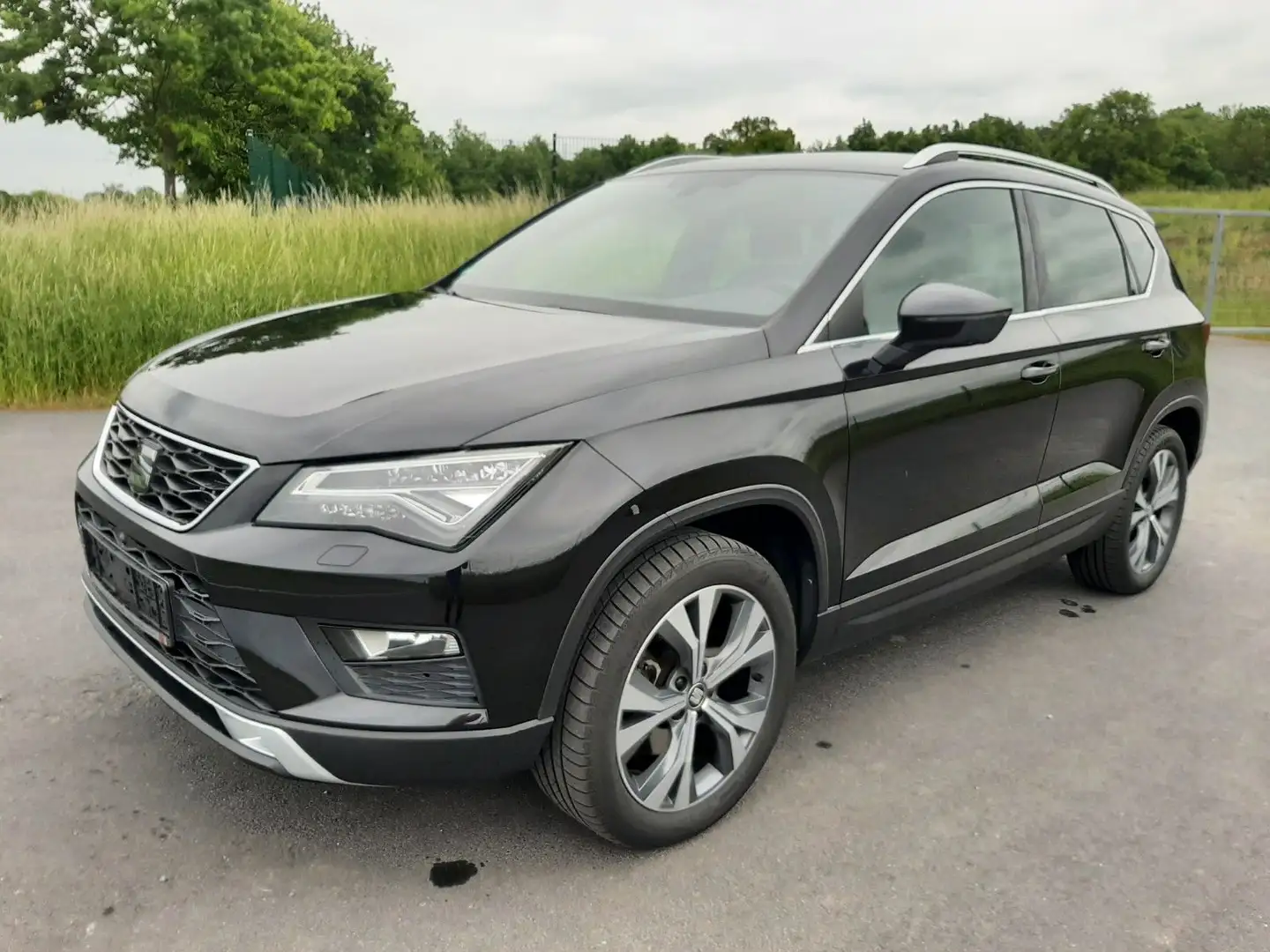 SEAT Ateca 2.0 TDI Xcellence 4Drive,LED,Navi,AHZV,ACC Negro - 1