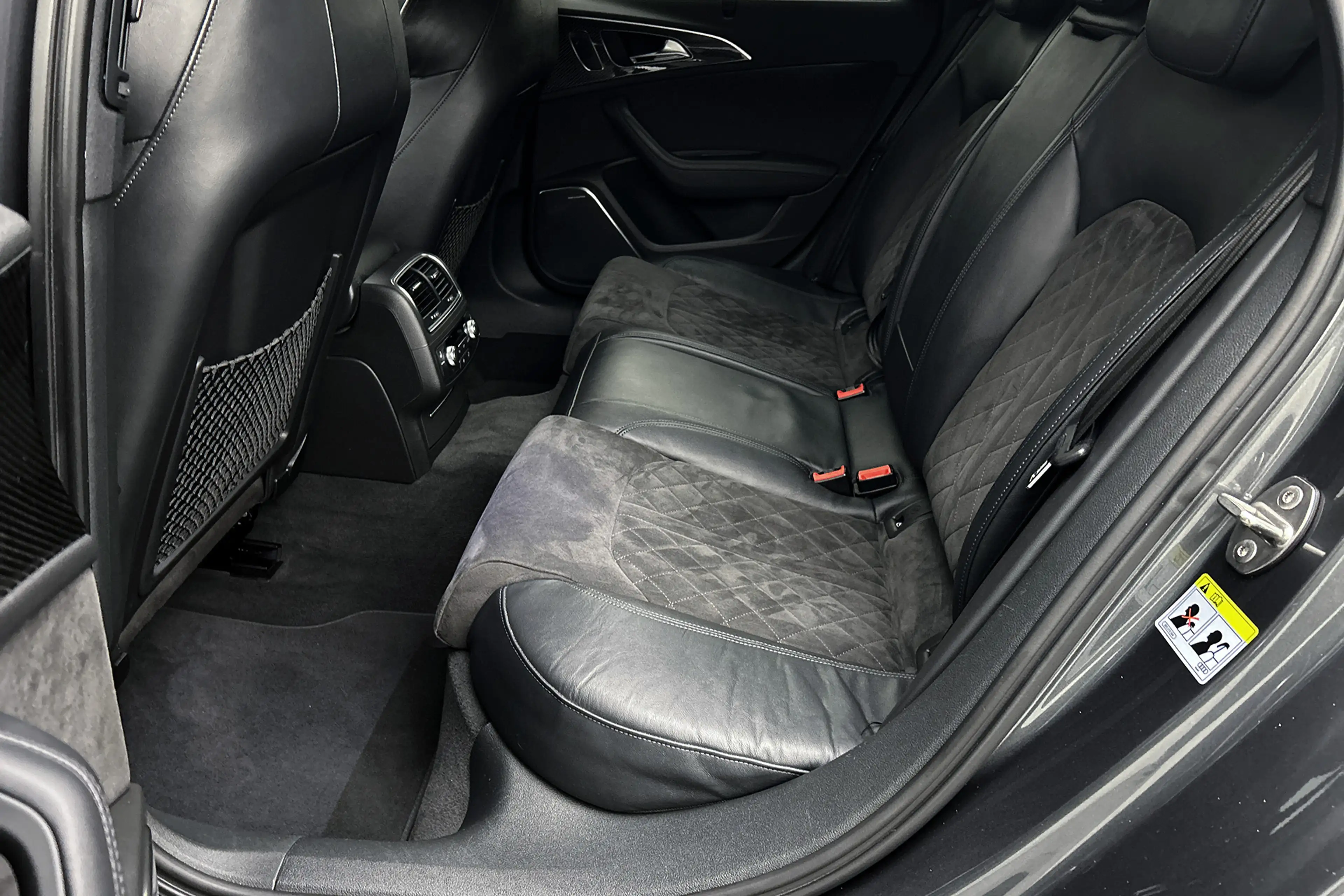 Audi RS6 A6 Avant 4.0 TFSI quattro Pro Line Plus | Keramisc — photo 26