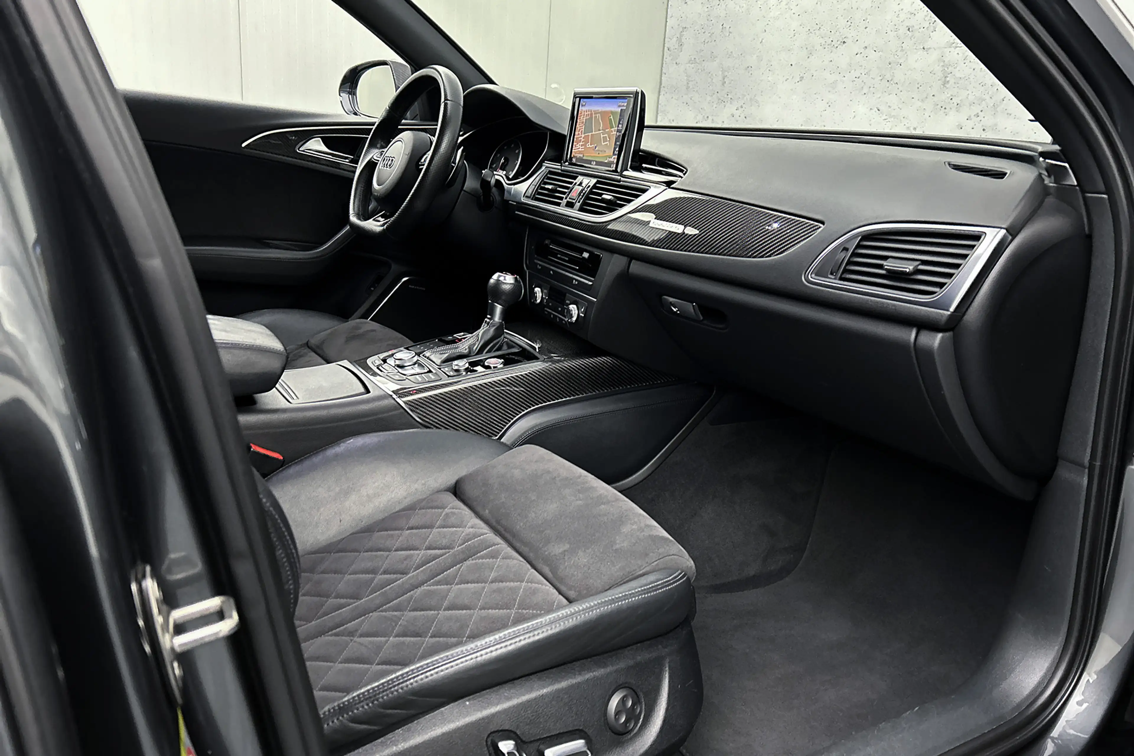Audi RS6 A6 Avant 4.0 TFSI quattro Pro Line Plus | Keramisc — photo 32