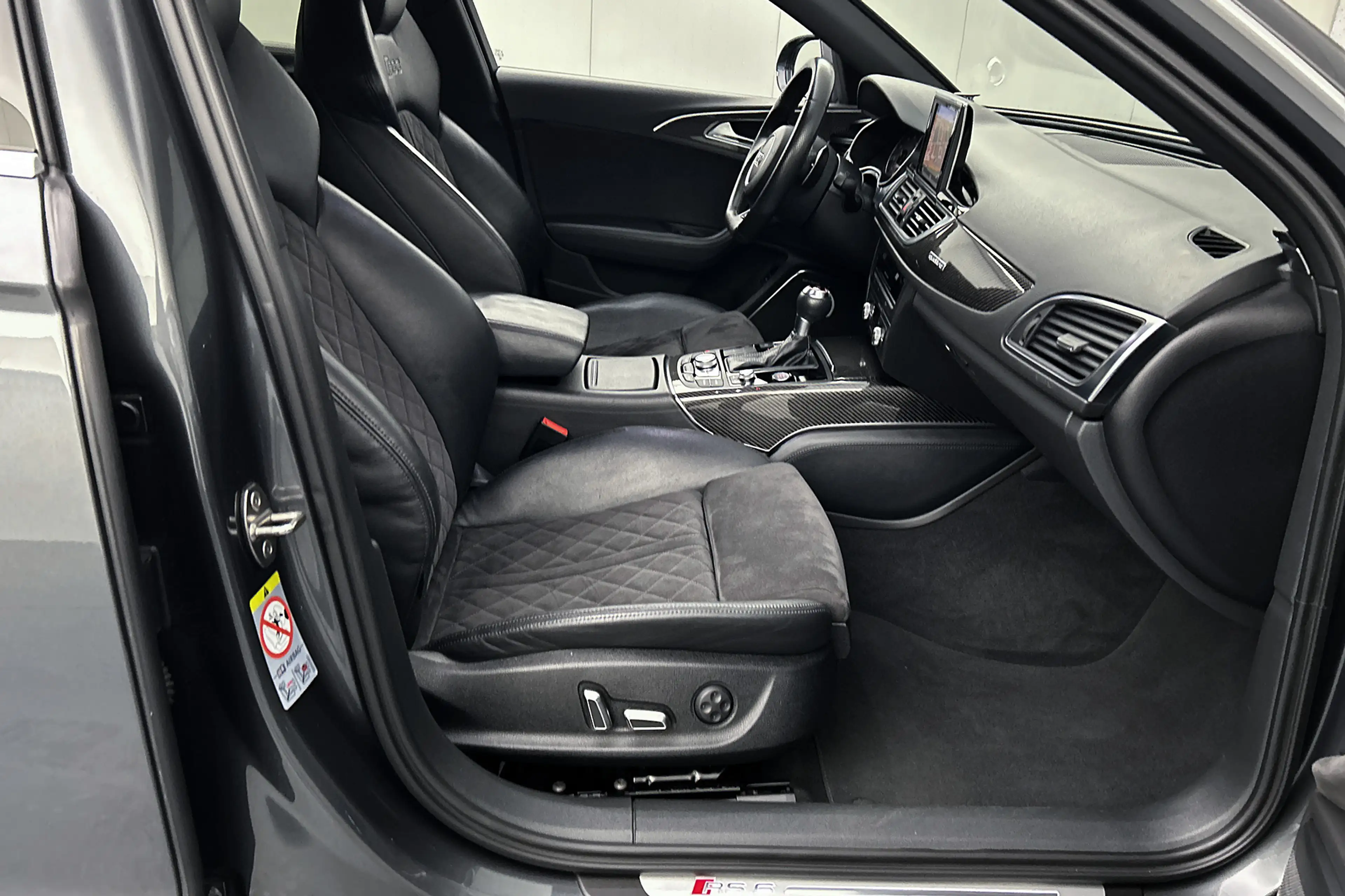 Audi RS6 A6 Avant 4.0 TFSI quattro Pro Line Plus | Keramisc — photo 30