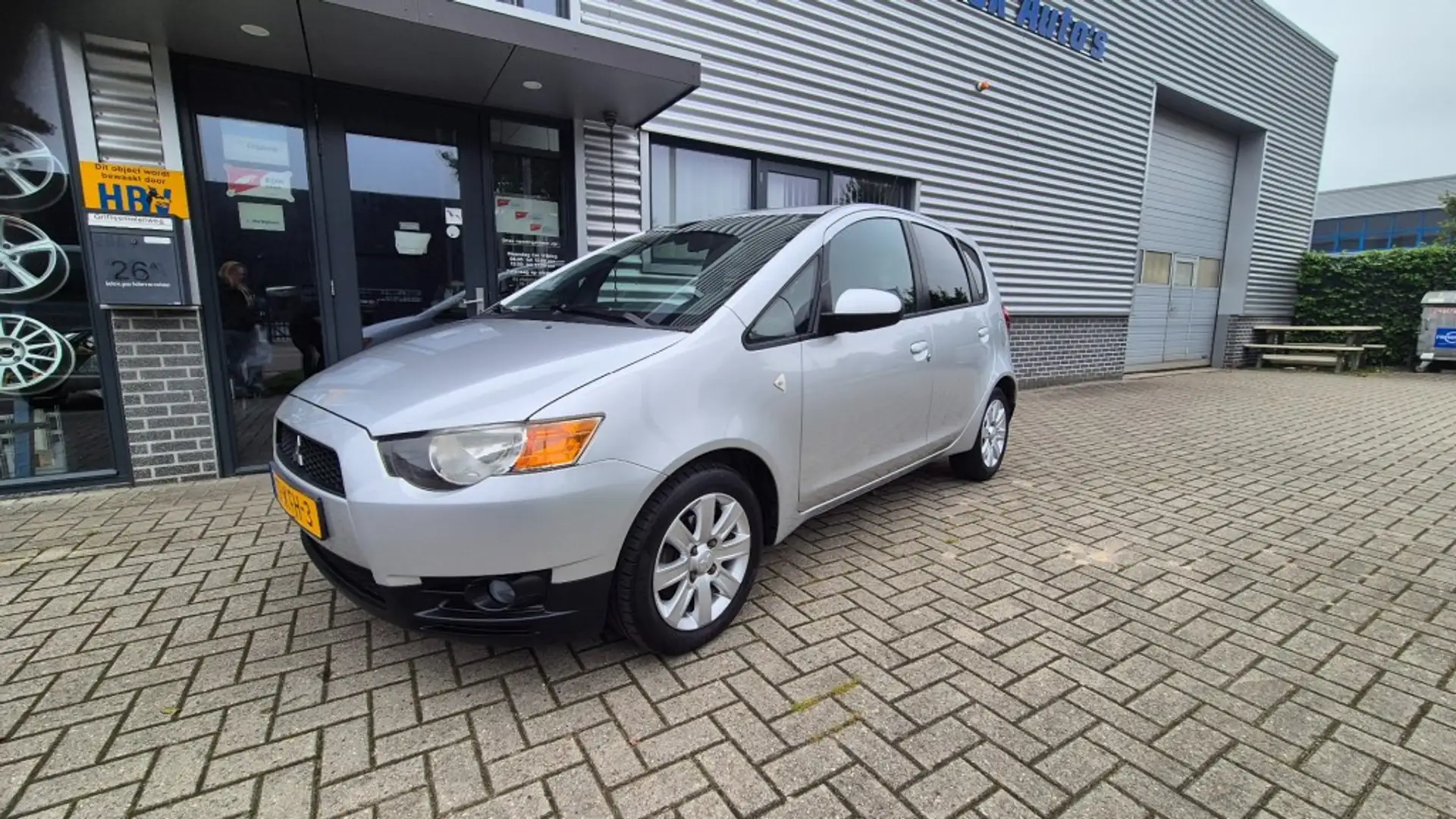 Mitsubishi Colt 1.3i Edition Two AIRCO CENTR VERGRENDELING AFST 50 Gris - 1
