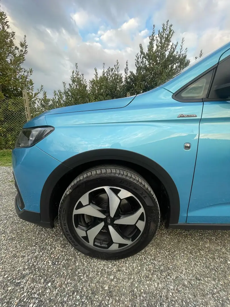 Ford Grand Tourneo ACTIVE - 2