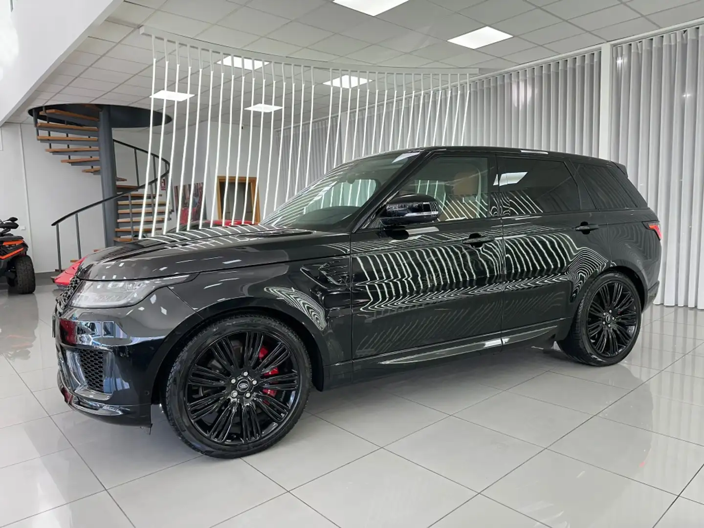 Land Rover Range Rover Sport 3.0D I6 MHEV HST Aut. 350 Noir - 2
