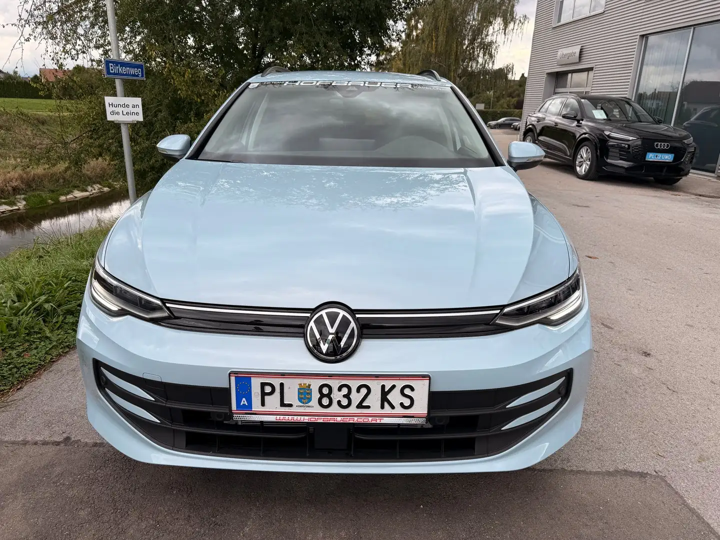Volkswagen Golf Variant Business mHeV DSG Blau - 1