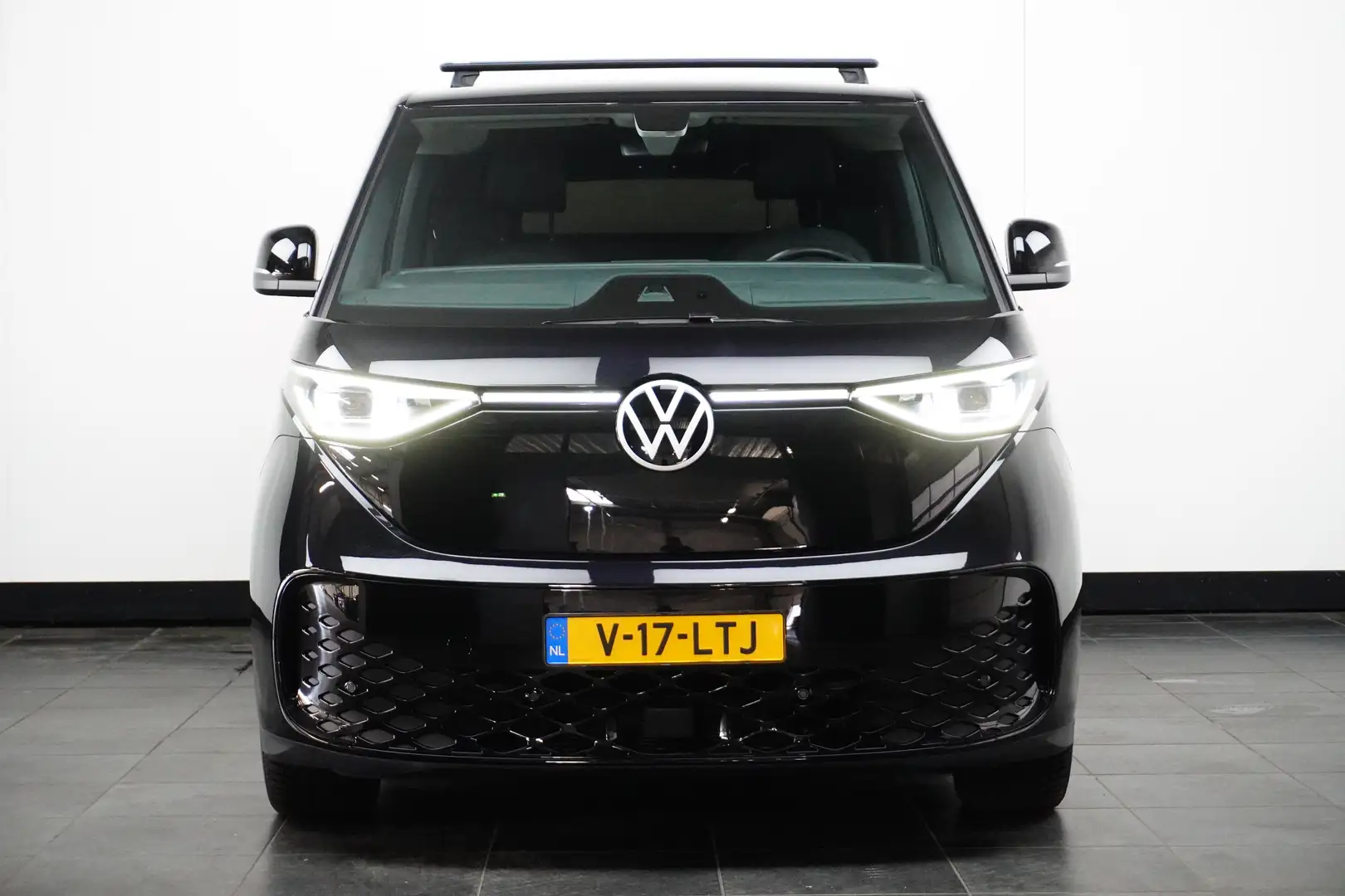 Volkswagen ID. Buzz Cargo Bulli | Trekhaak | Adaptive Cruise | IQ-Light Zwart - 2