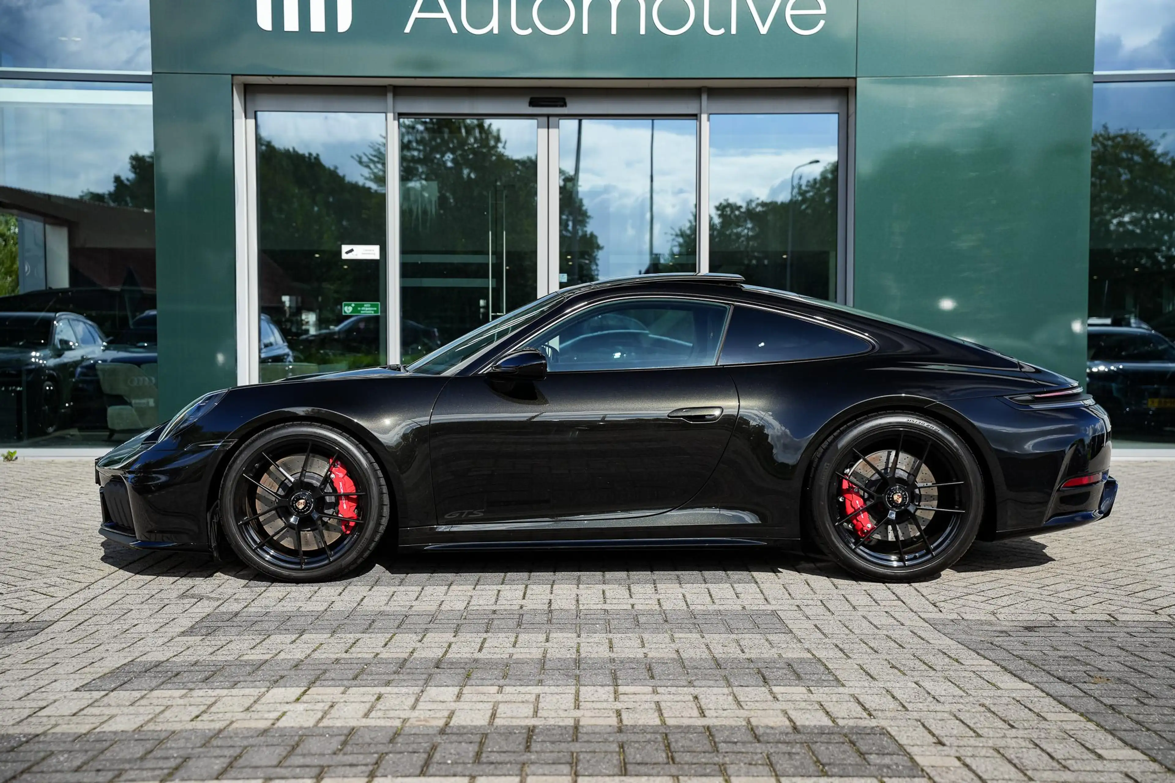 Porsche 992 3.6 T-Hybrid Carrera GTS l Bezichtiging op afspraa — photo 4