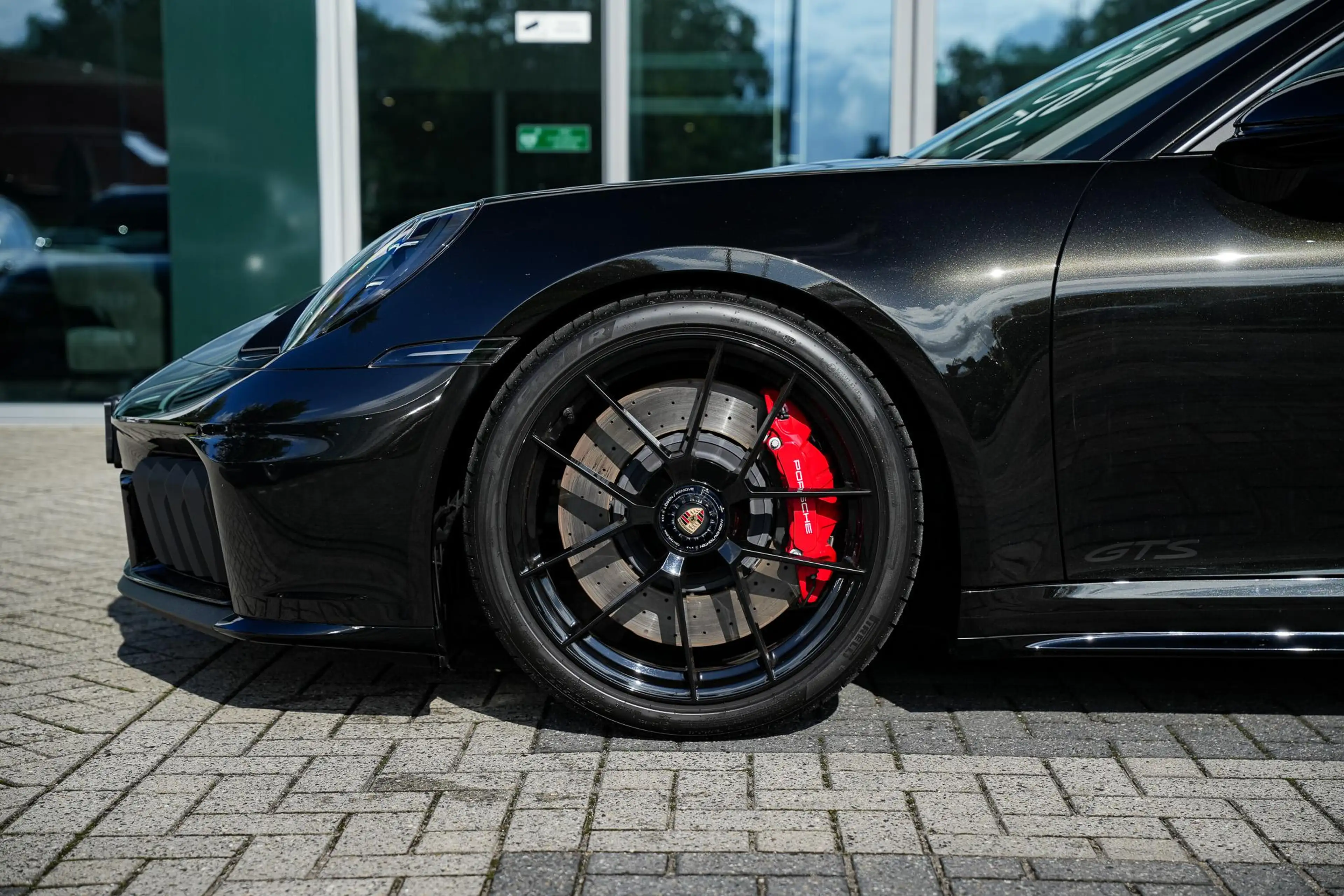 Porsche 992 3.6 T-Hybrid Carrera GTS l Bezichtiging op afspraa — photo 6