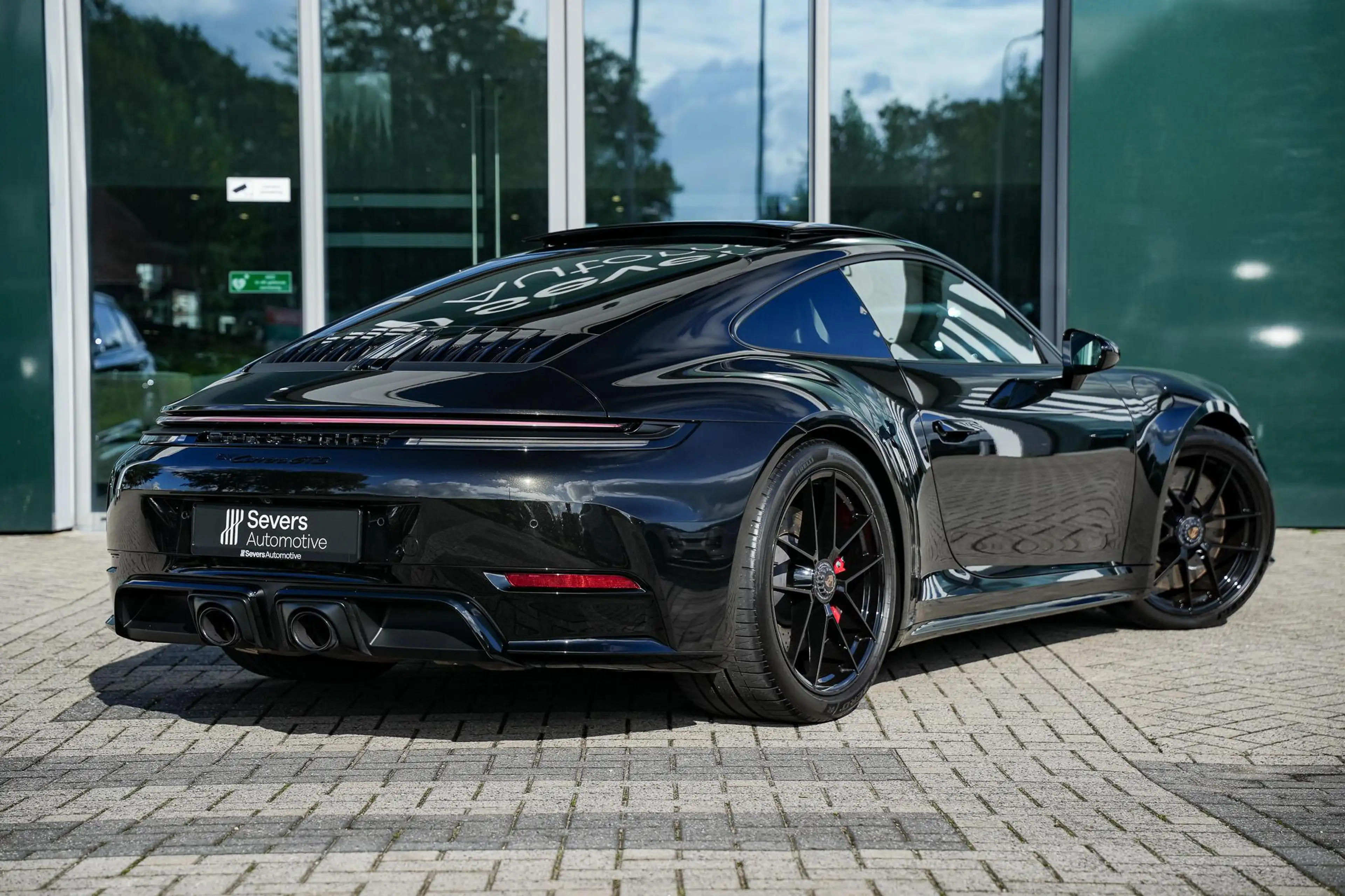 Porsche 992 3.6 T-Hybrid Carrera GTS l Bezichtiging op afspraa — photo 3