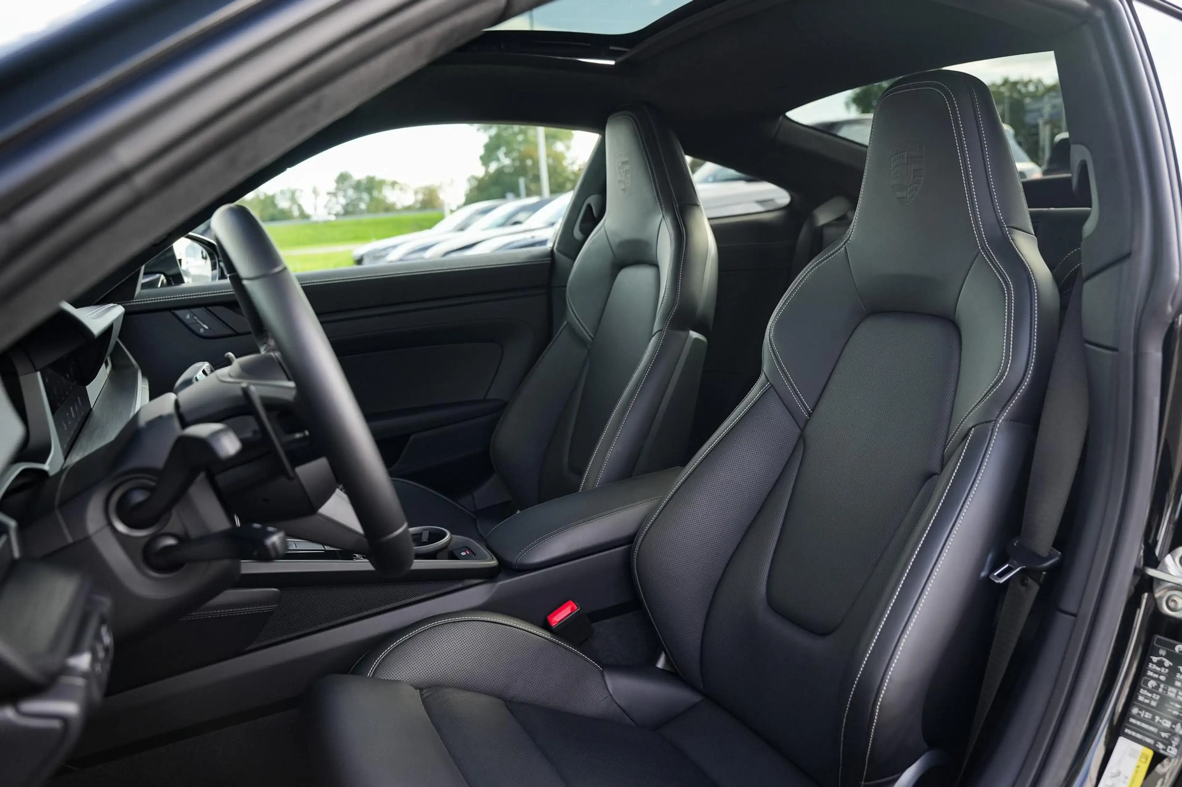 Porsche 992 3.6 T-Hybrid Carrera GTS l Bezichtiging op afspraa — photo 5