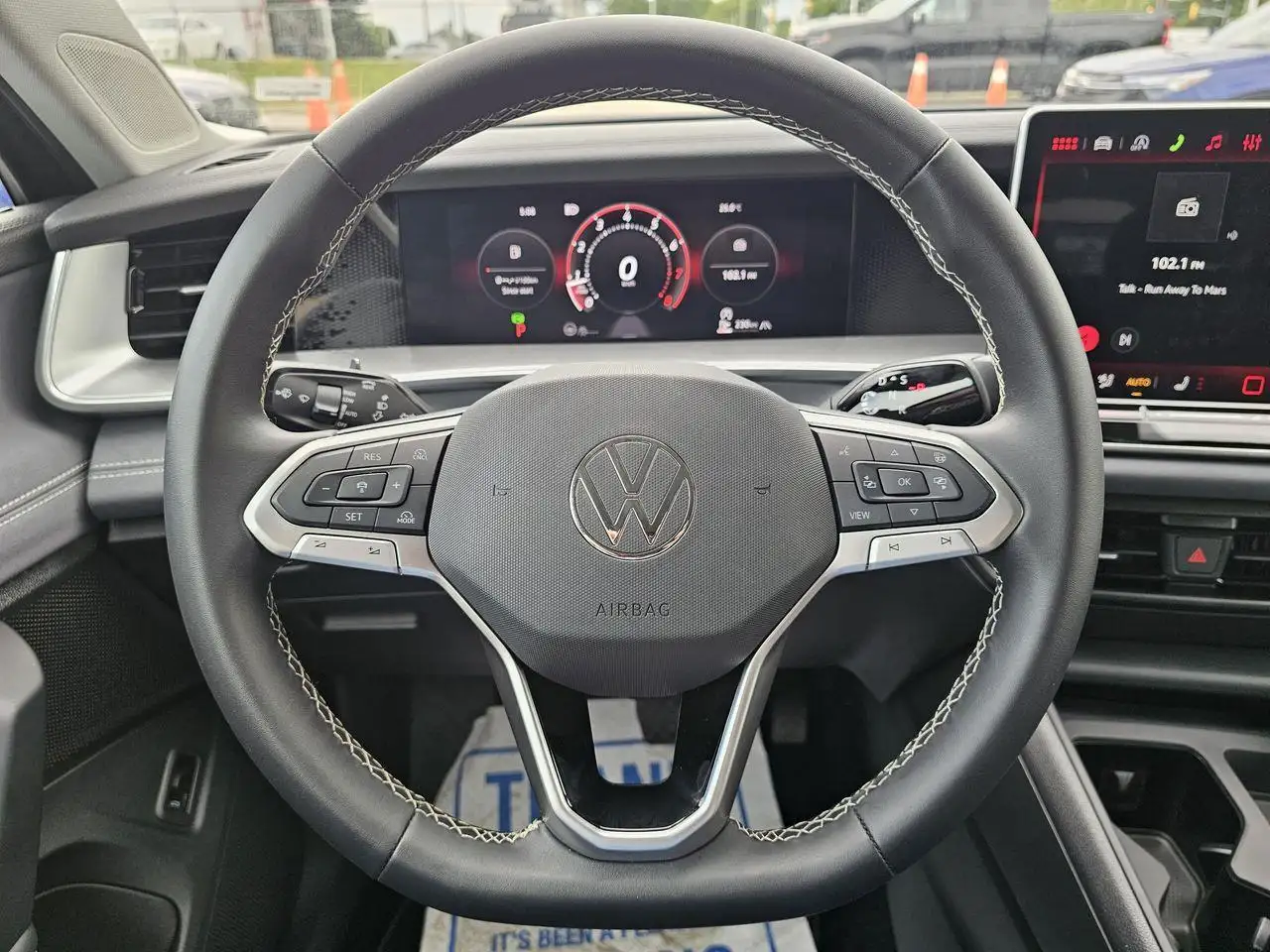 Volkswagen Tiguan photo Volkswagen Tiguan