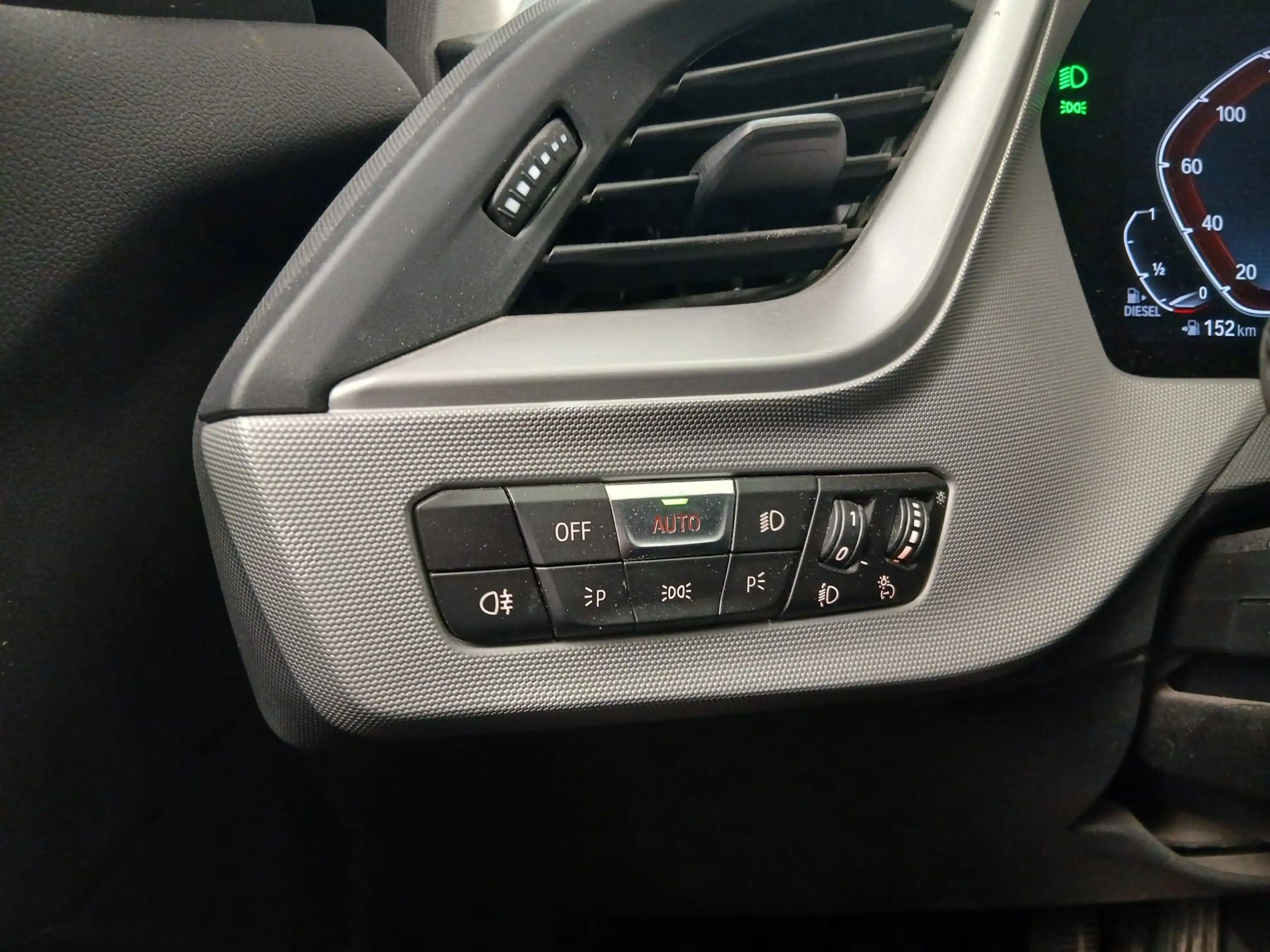 BMW 116 116 d AdBlue (EU6AP)/CAPT AV/AR/SG. CHAUFF / GPS/291€X60/M — photo 14