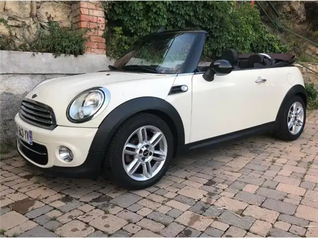 MINI Cooper Cabrio Mini let D 112 ch  Pack Chili ***VENDU***