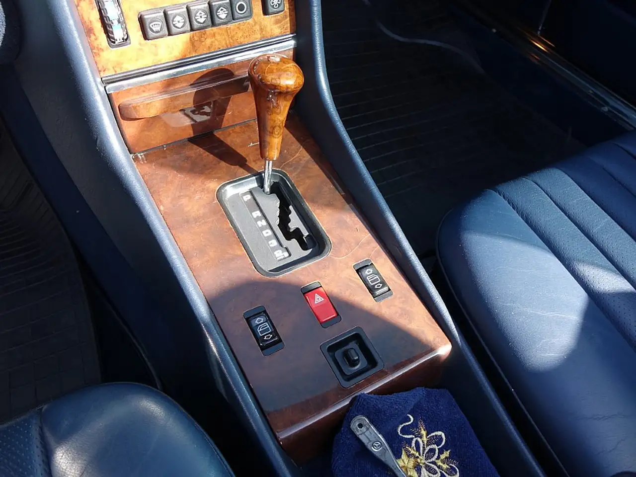 Mercedes-Benz 560 SL Cabrio Mercedes 560SL Cabrio im Topzustand, foto 11