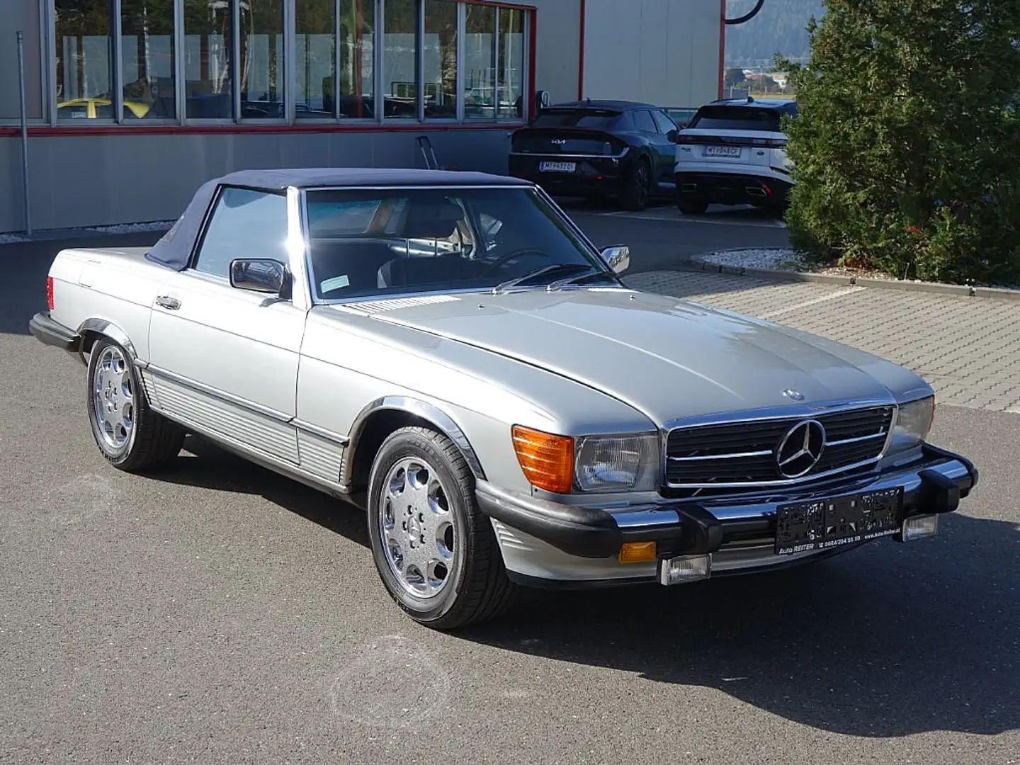 Mercedes-Benz 560 SL Cabrio Mercedes 560SL im Topzustand Argintiu - 2