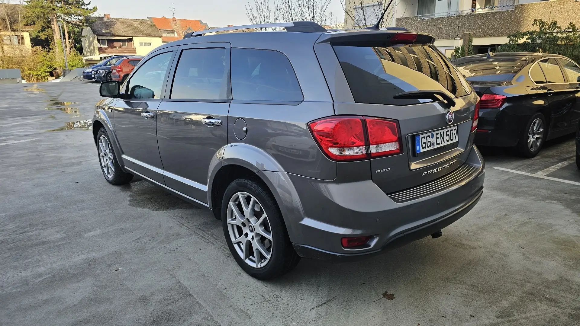 Fiat Freemont 2.0 Multijet 16V DPF Automatik Allrad Lounge - 1