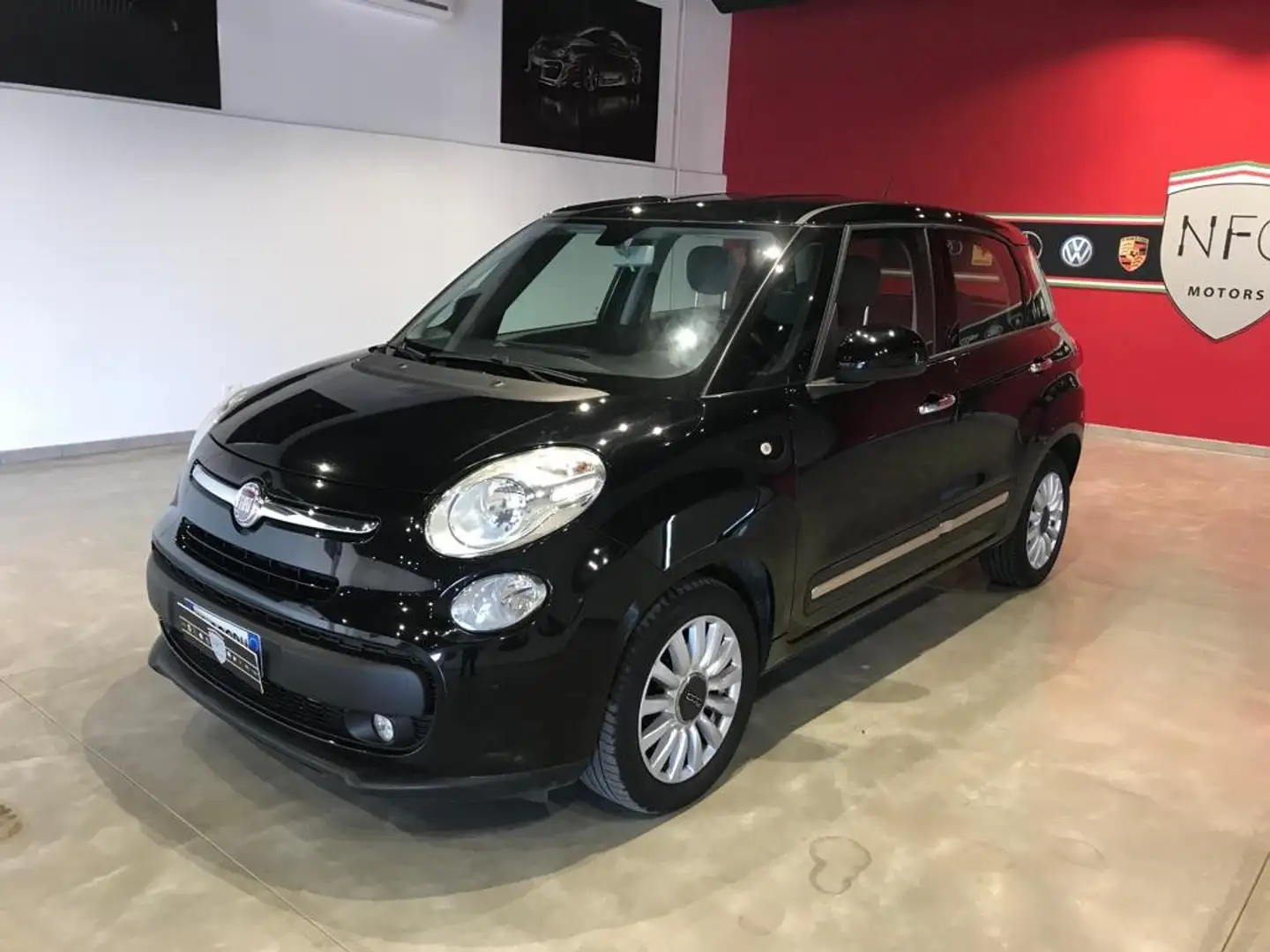 Fiat 500L 1.6 mjt Pop Star 105cv Nero - 2