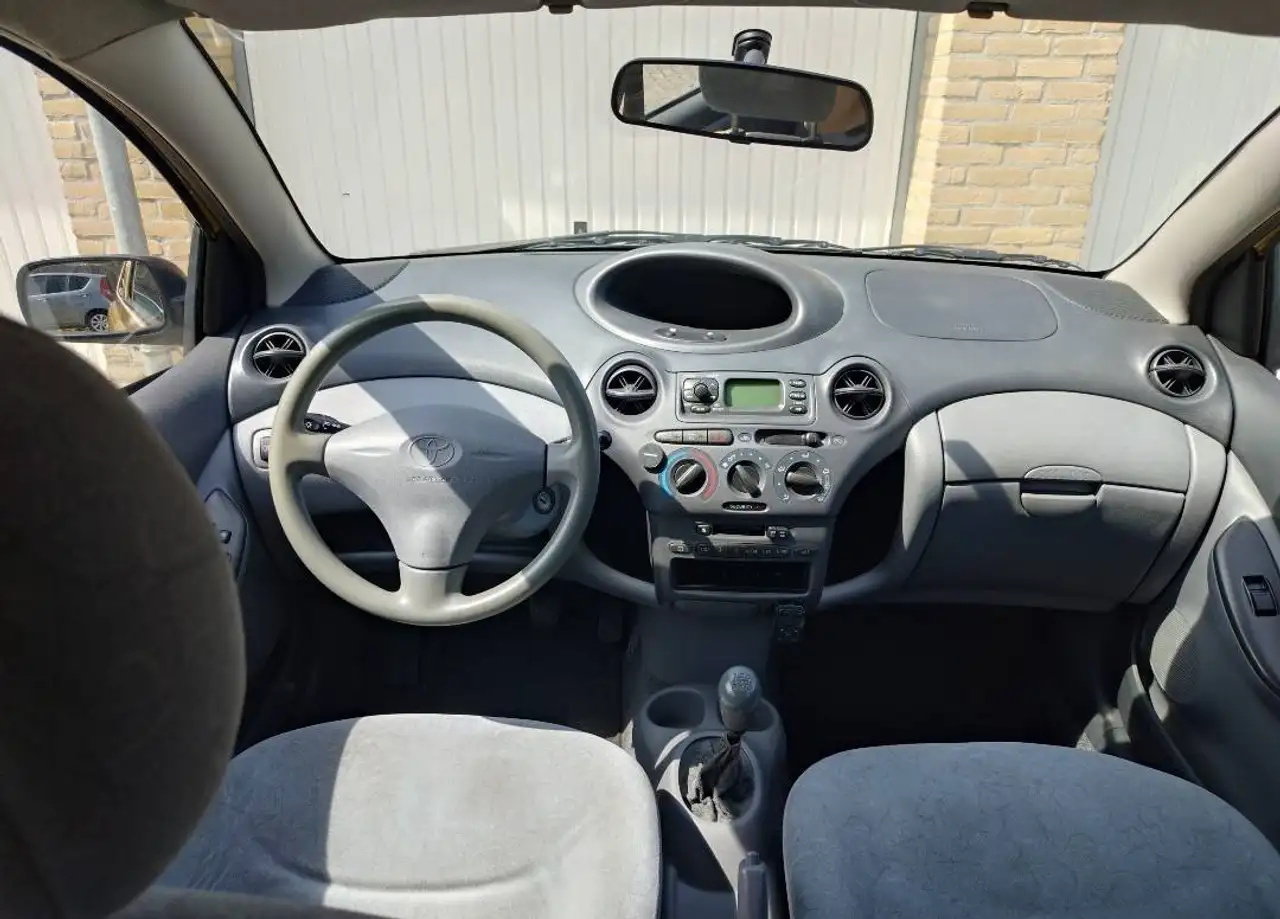 Toyota Yaris 1.0-16V VVT-i Sol, foto 11