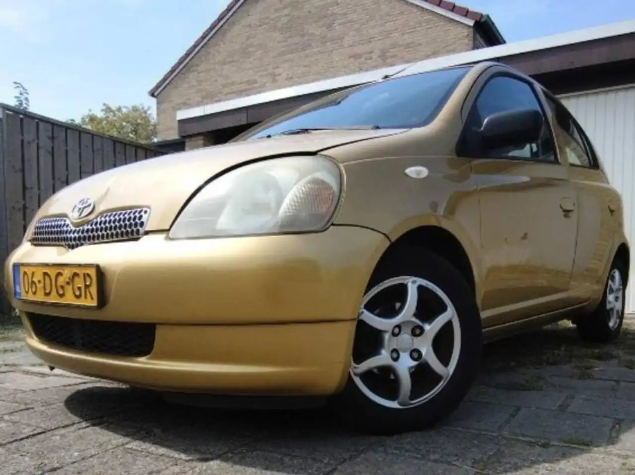 Toyota Yaris 1.0-16V VVT-i Sol, foto 1