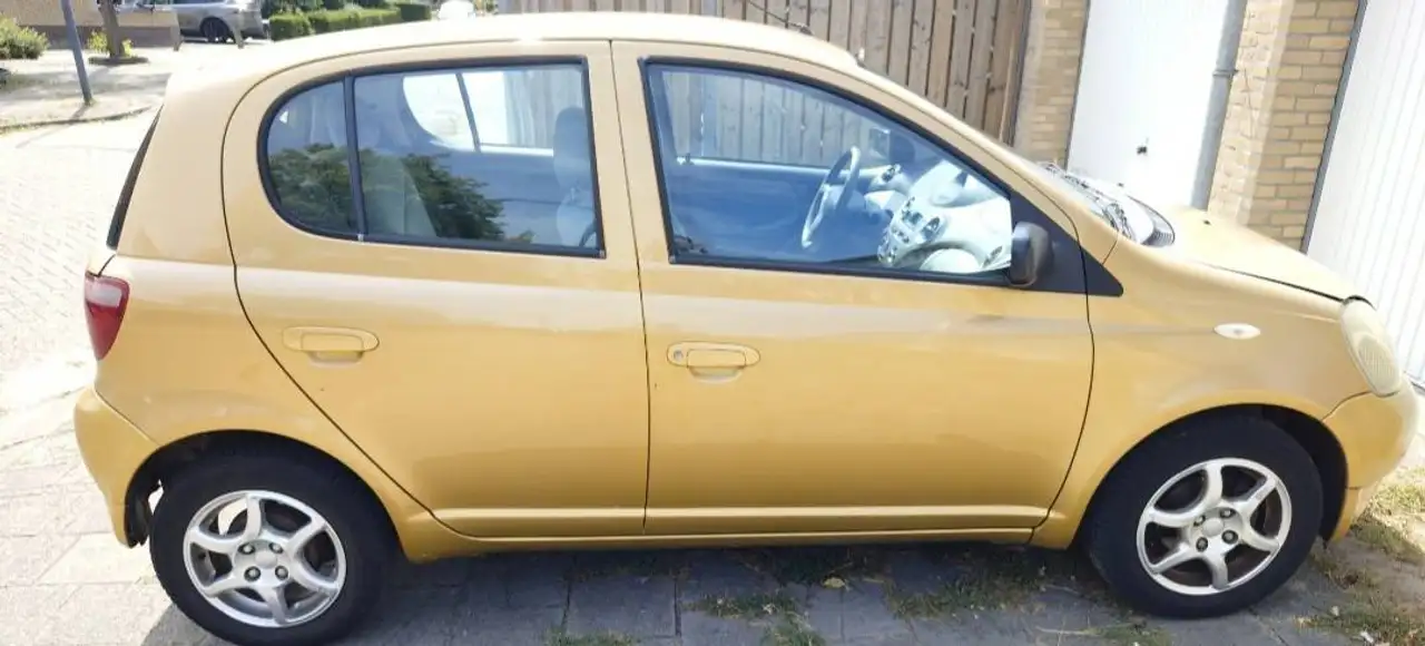Toyota Yaris 1.0-16V VVT-i Sol, foto 5