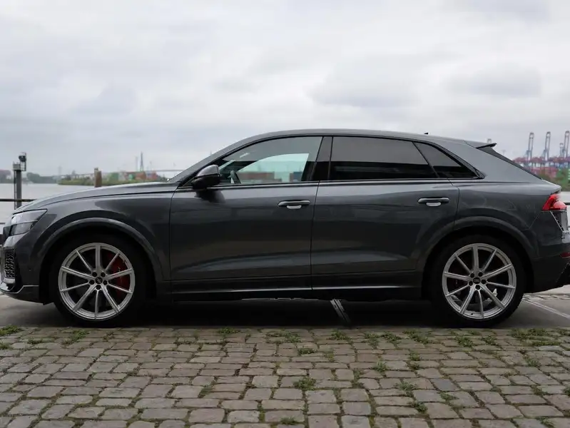 Audi RS Q8 4.0 TFSI quattro – Foto 2