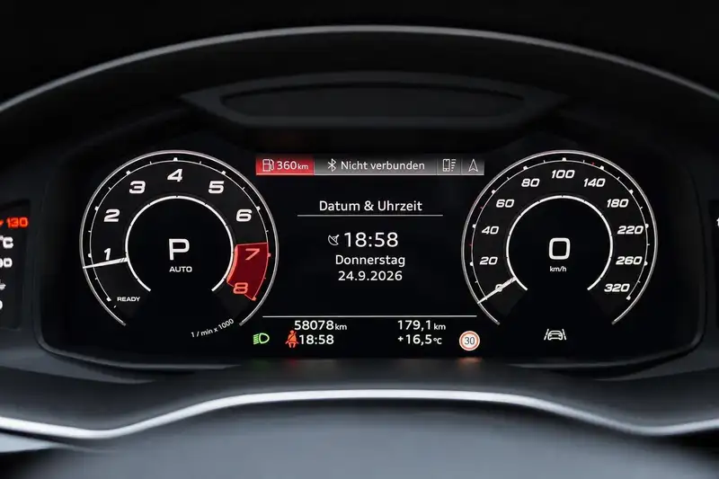 Audi RS Q8 4.0 TFSI quattro – Foto 11