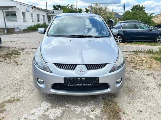 Mitsubishi Grandis Grandis 2.4 Invite