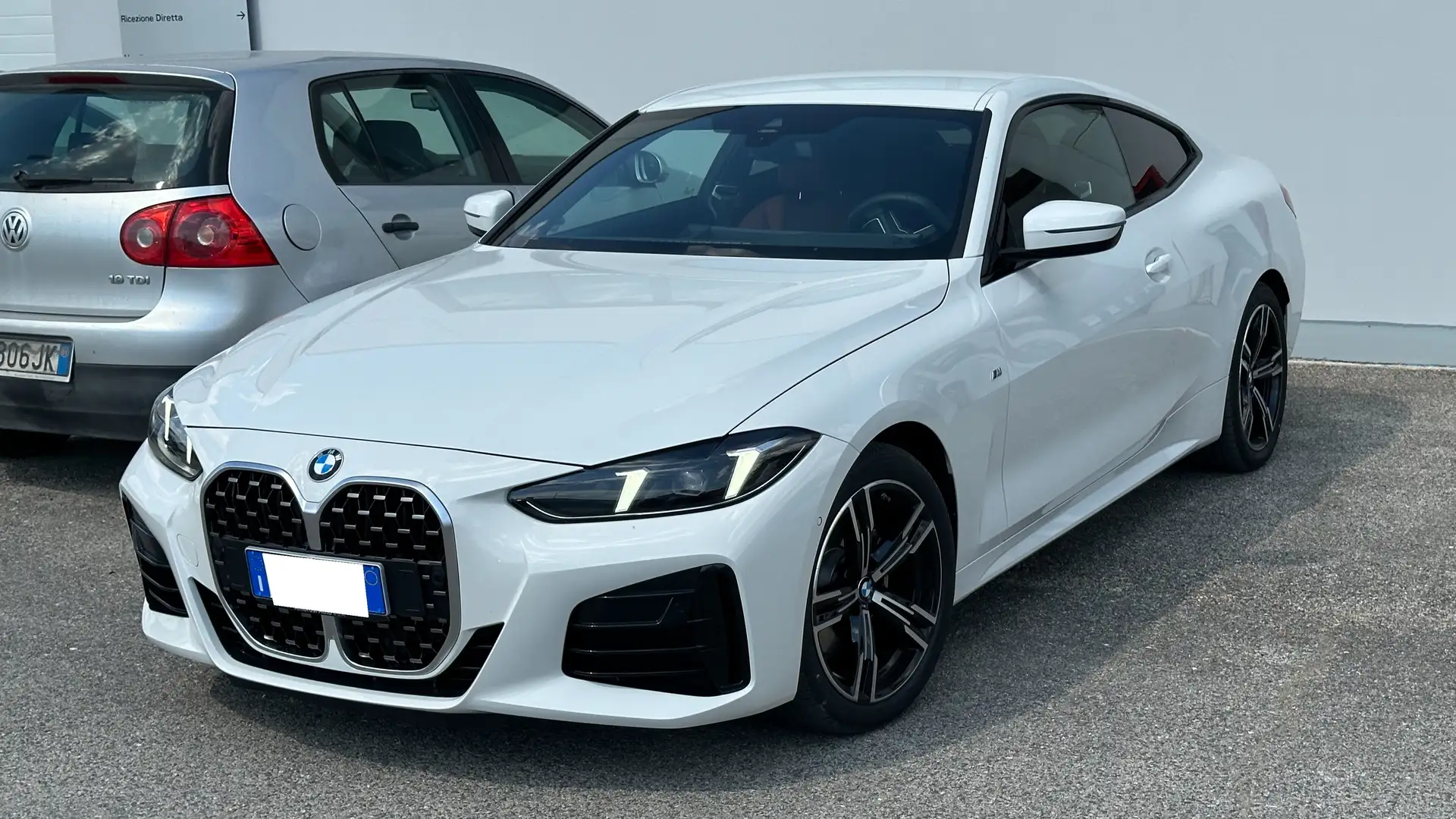 BMW 420 Serie 4 2024 Coupe 420d Coupe mhev 48V MSport auto Bianco - 2