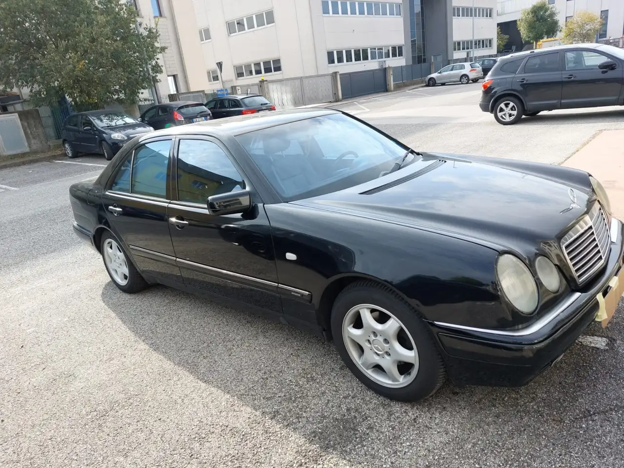 Mercedes-Benz E 200 Avantgarde, foto 8