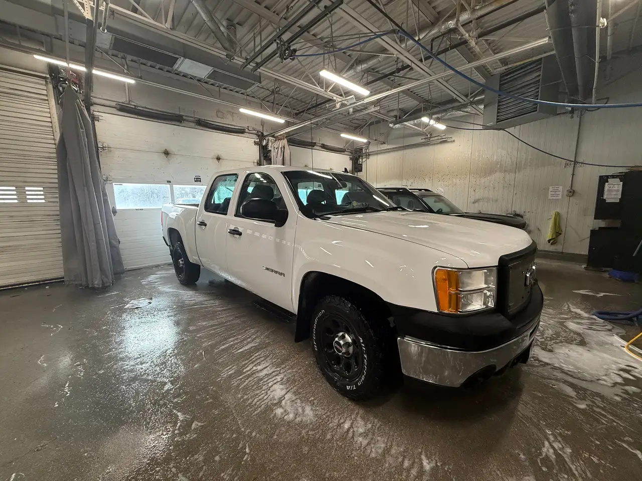 GMC Sierra 1500 снимка GMC Sierra 1500