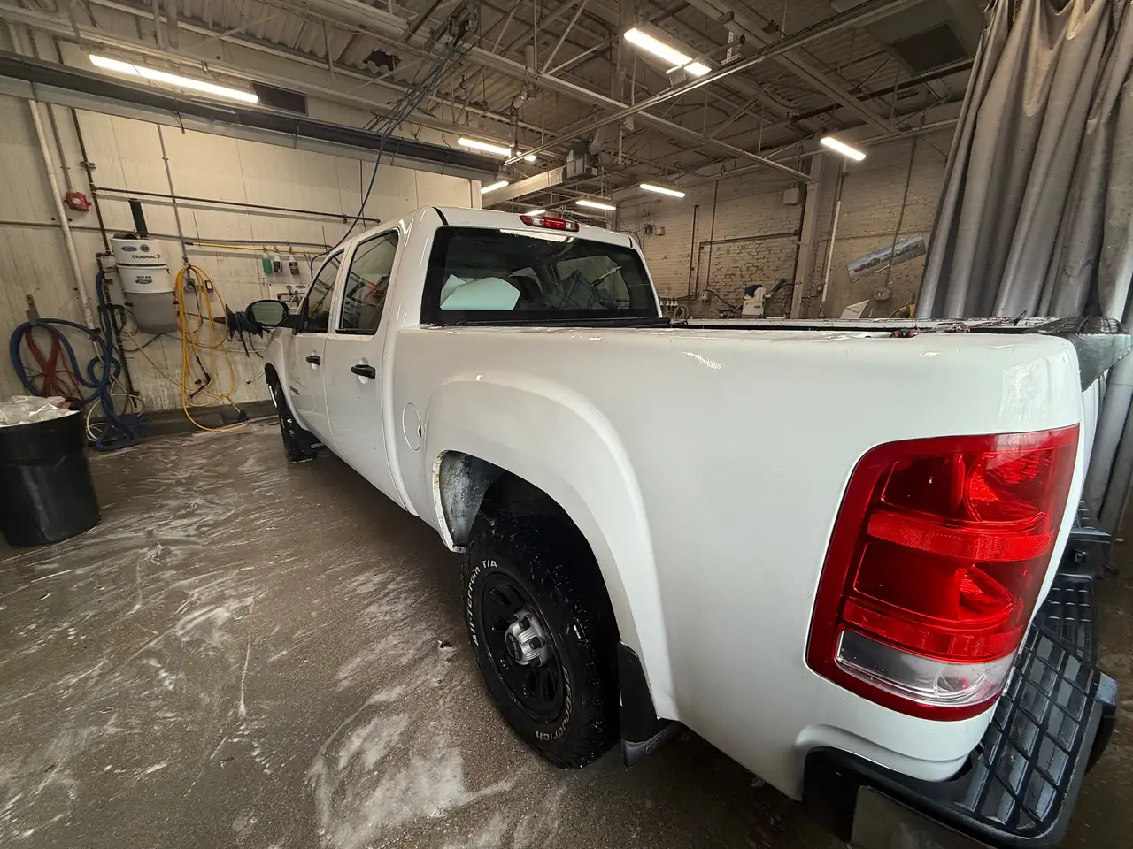 GMC Sierra 1500 снимка GMC Sierra 1500