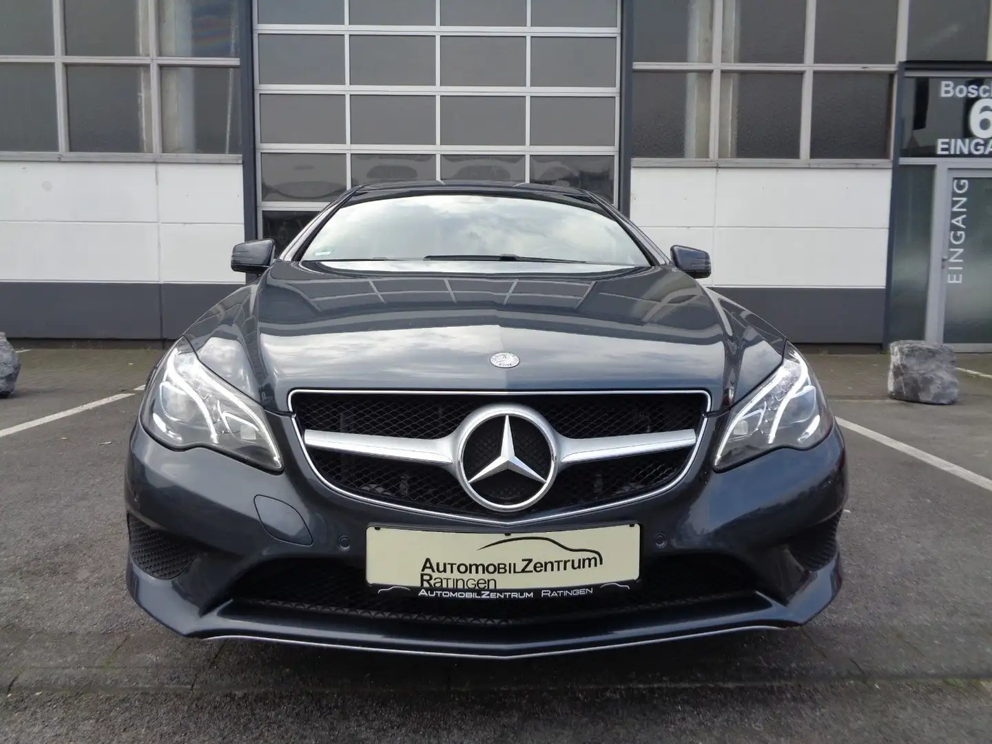 Mercedes-Benz E 250 Coupe 7G-Tronic *LED*NAVI*H & K*SPUR*TEMP* Grey - 2