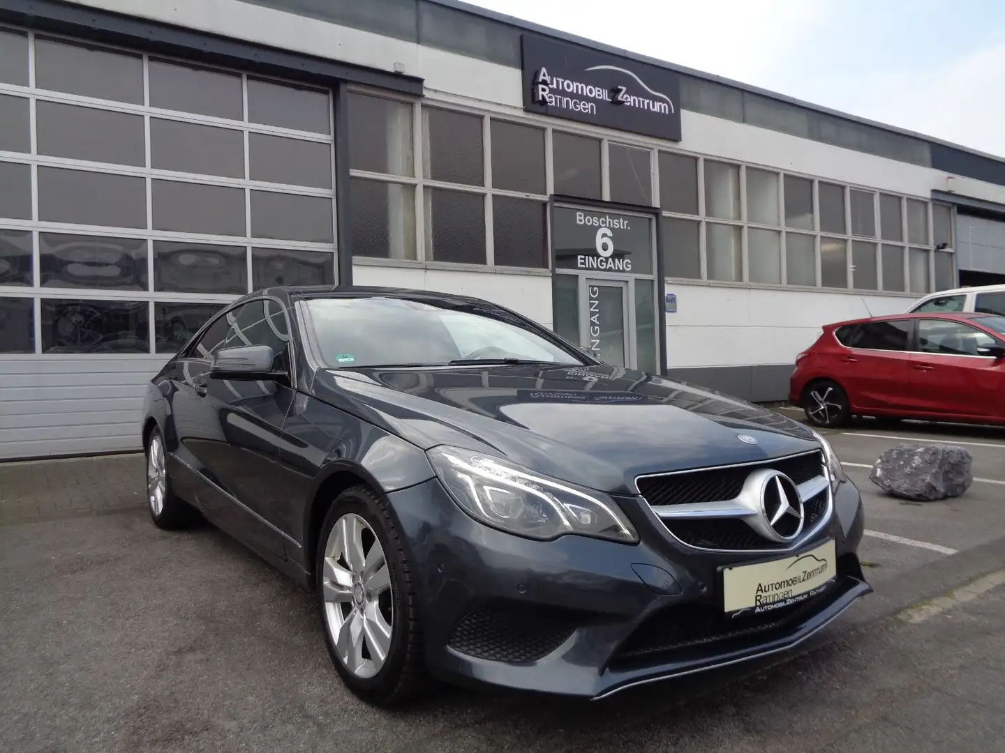 Mercedes-Benz E 250 Coupe 7G-Tronic *LED*NAVI*H & K*SPUR*TEMP* Grey - 1