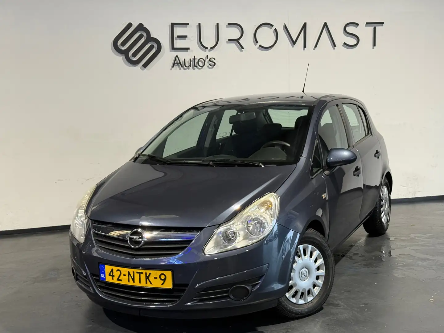 Opel Corsa 1.2-16V '111' Edition Airco 5d Trekhaak Nieuwe Apk Blau - 1