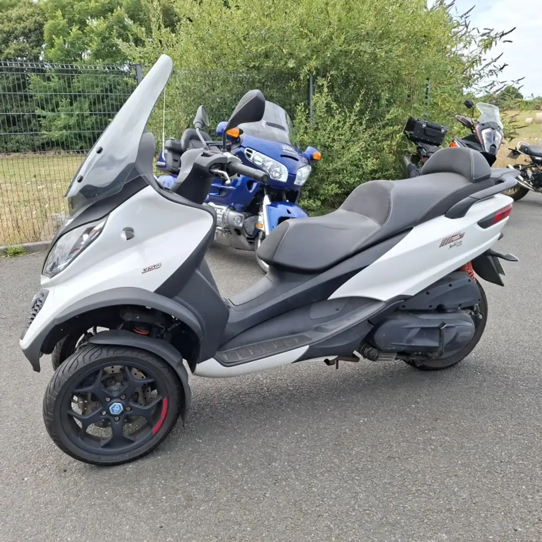 Piaggio MP3 350 - 2