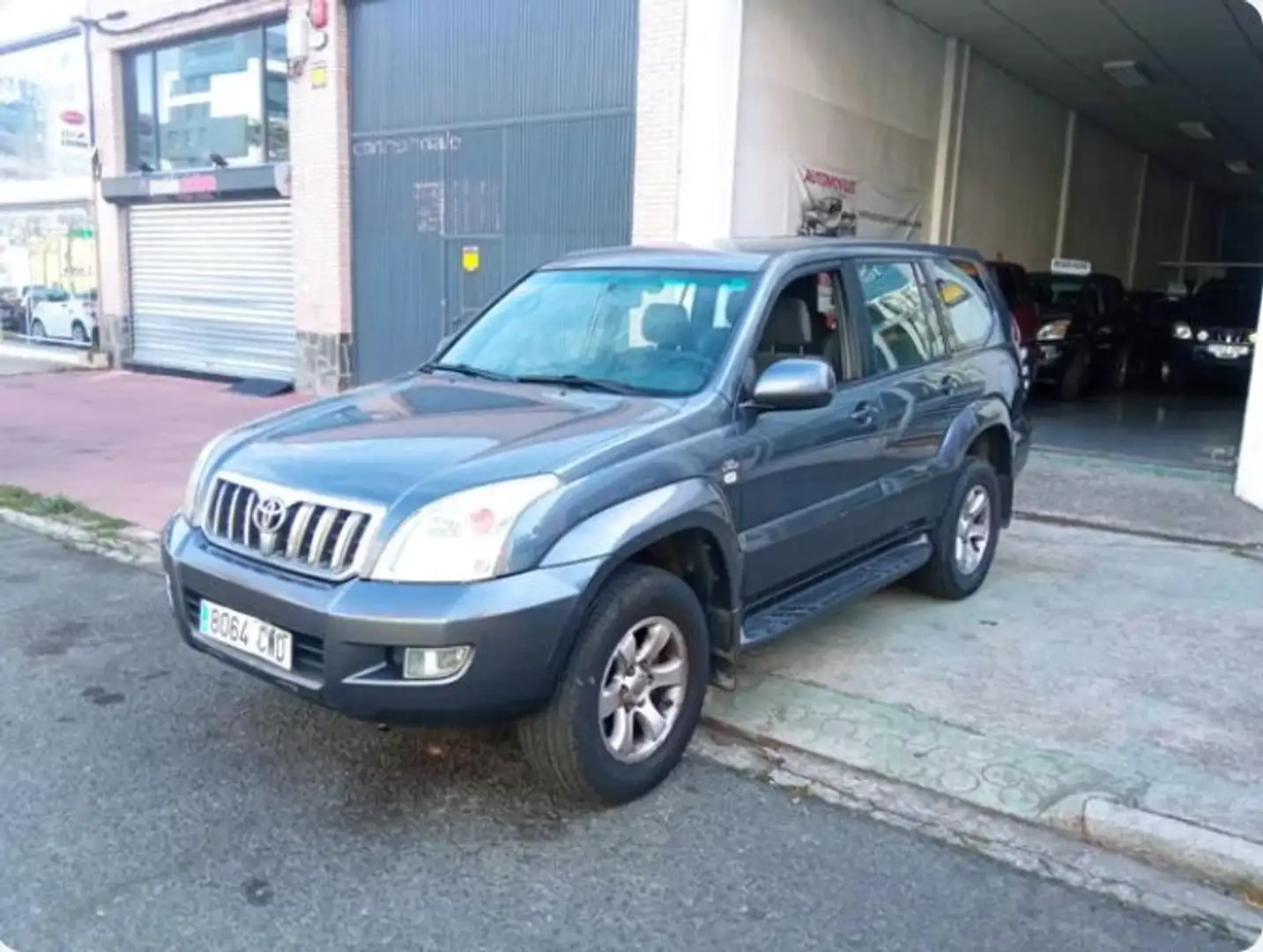 Toyota Land Cruiser 3.0 D4-D GX Zilver - 1